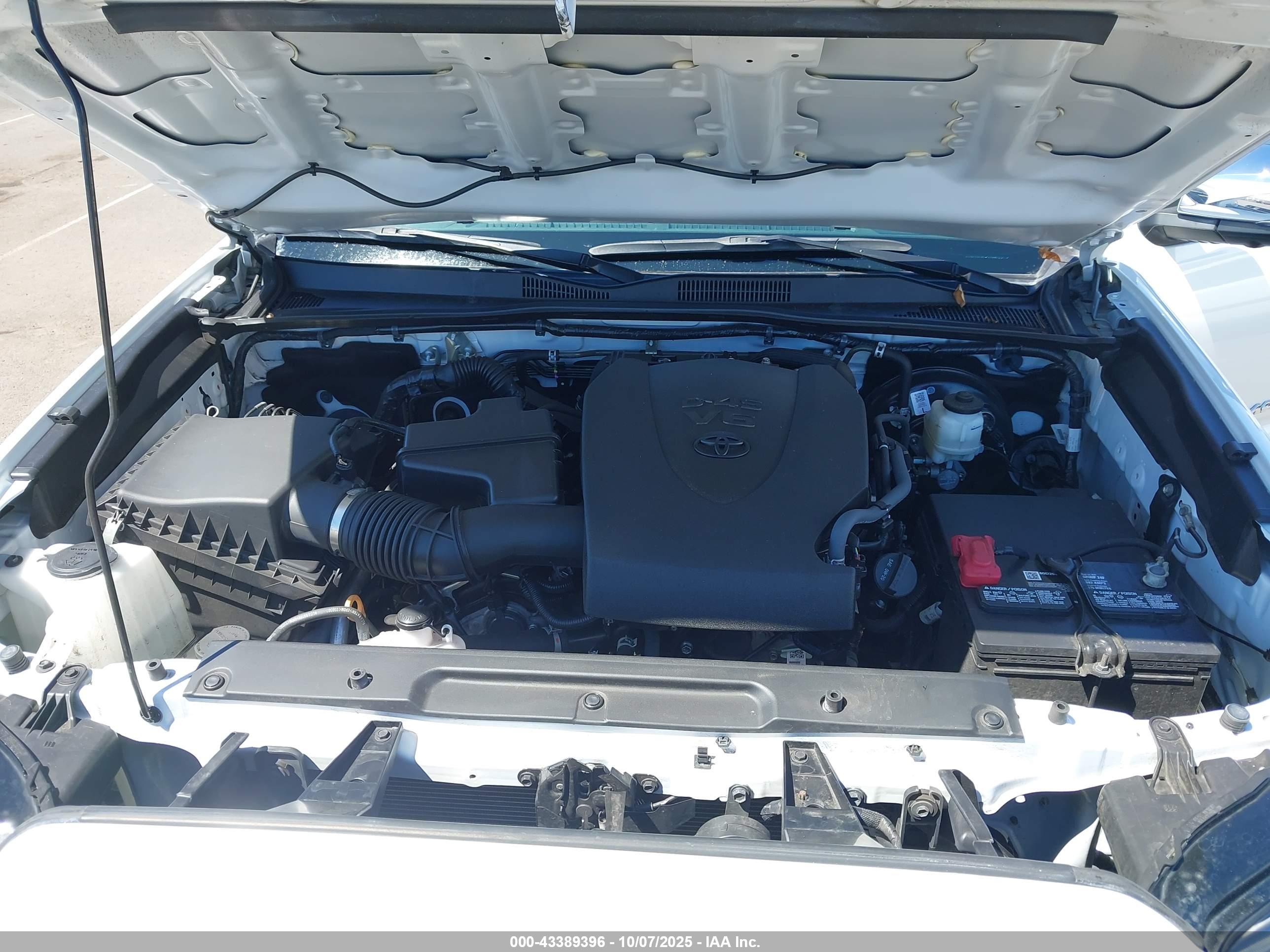 TOYOTA TACOMA image 10