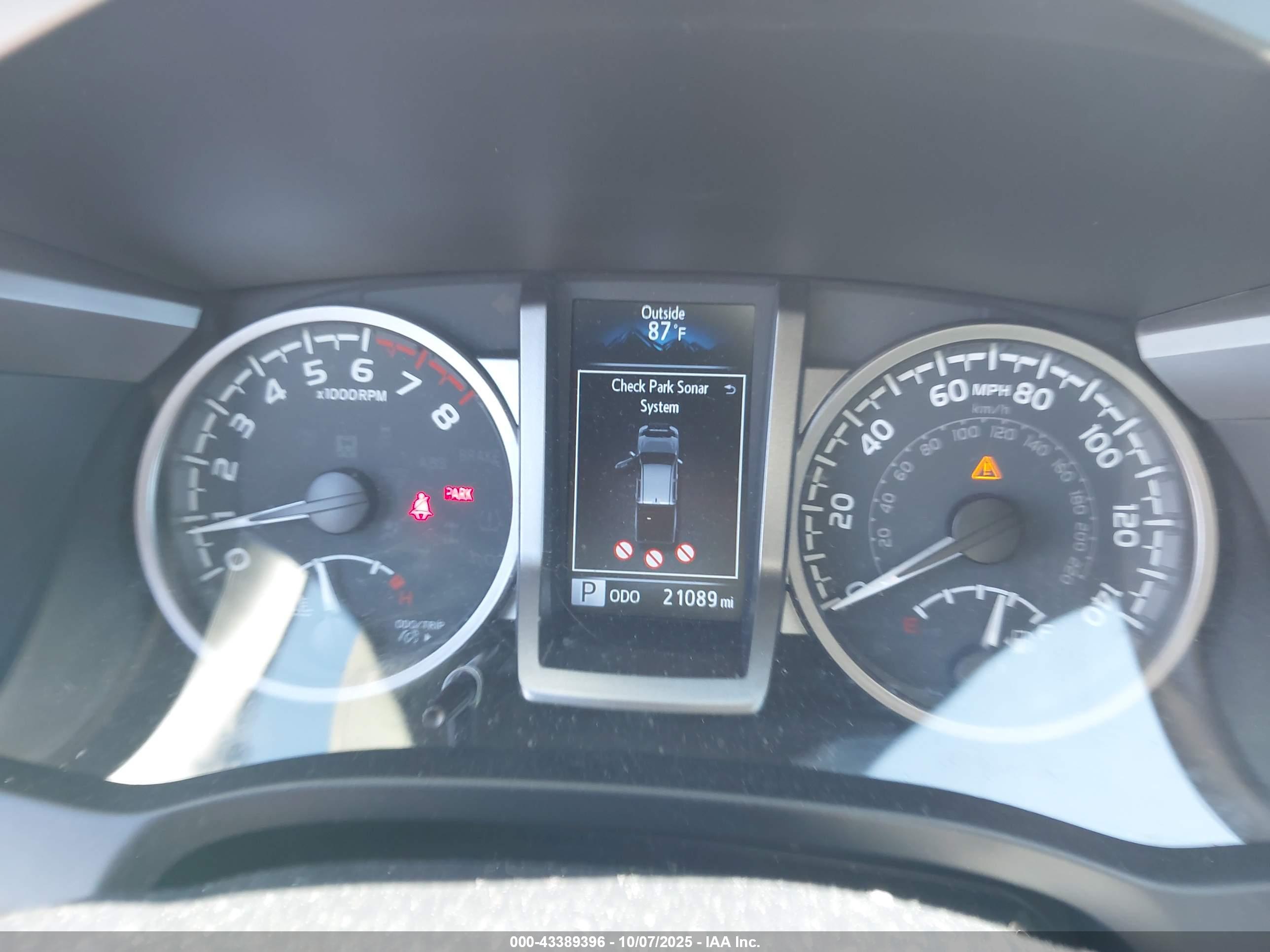 TOYOTA TACOMA image 7