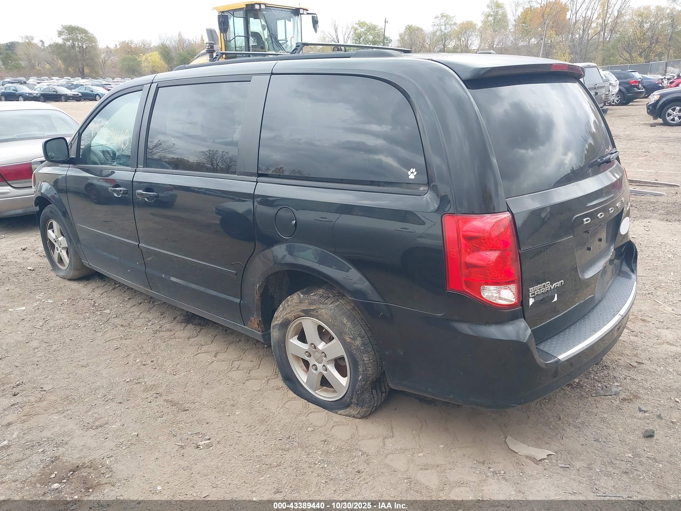 DODGE GRAND image 3
