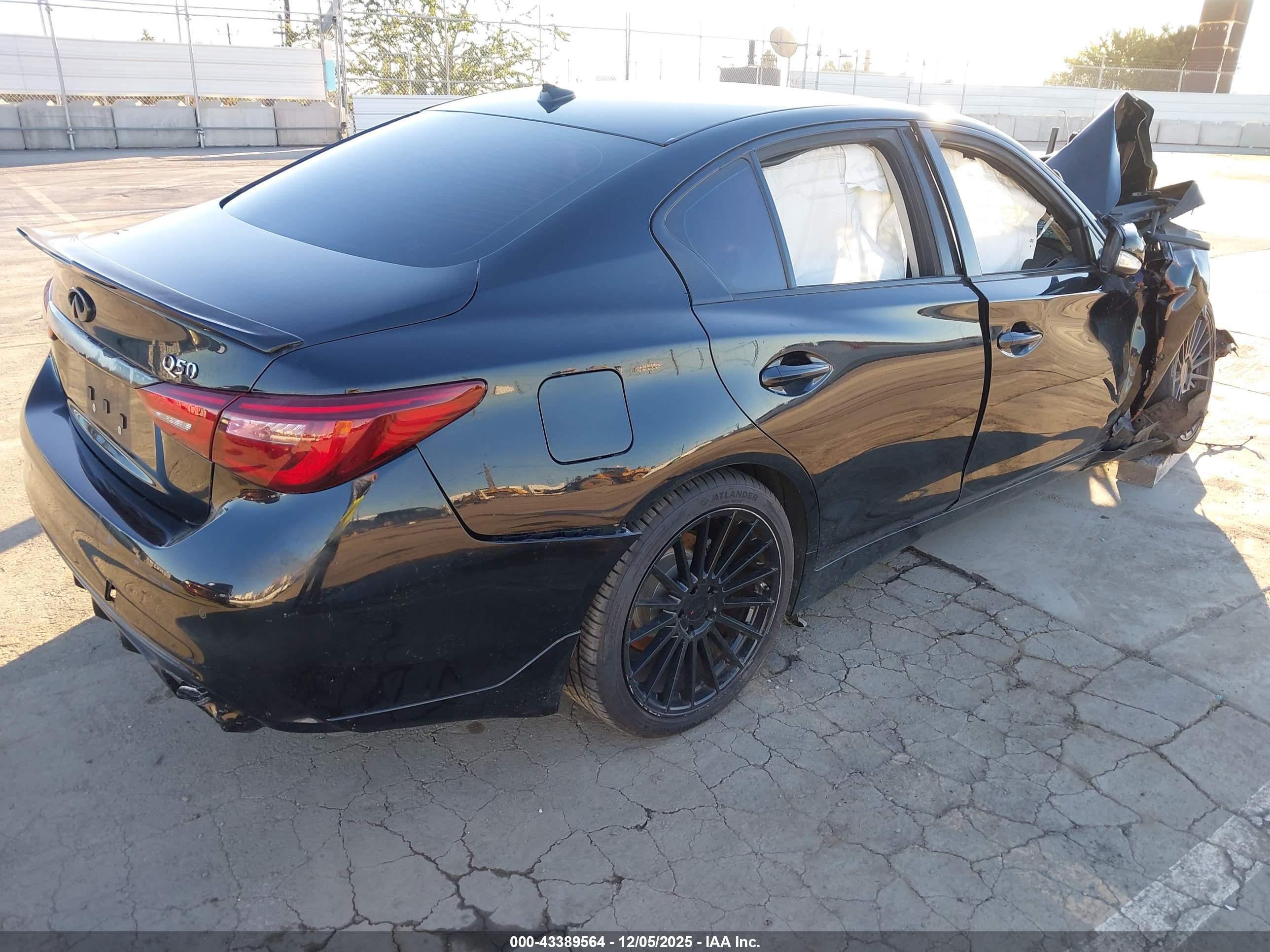 INFINITI Q50 image 4