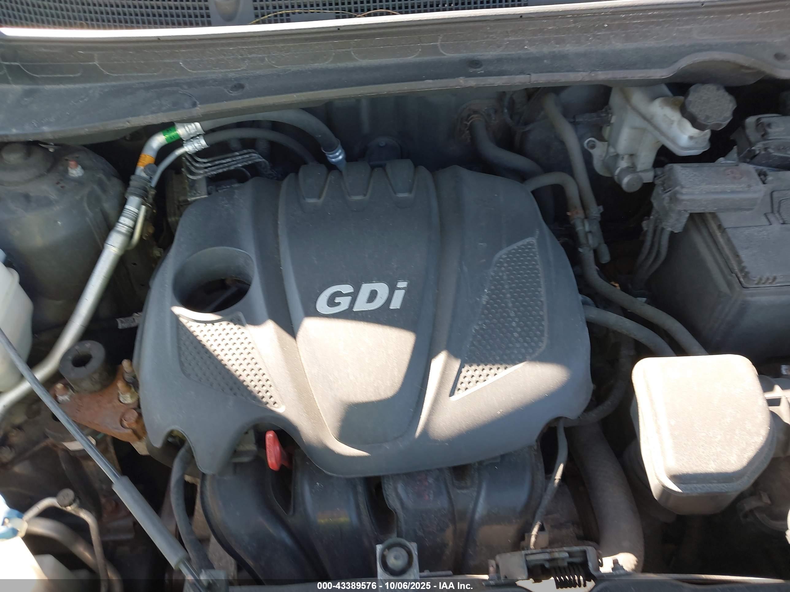 KIA SPORTAGE image 10