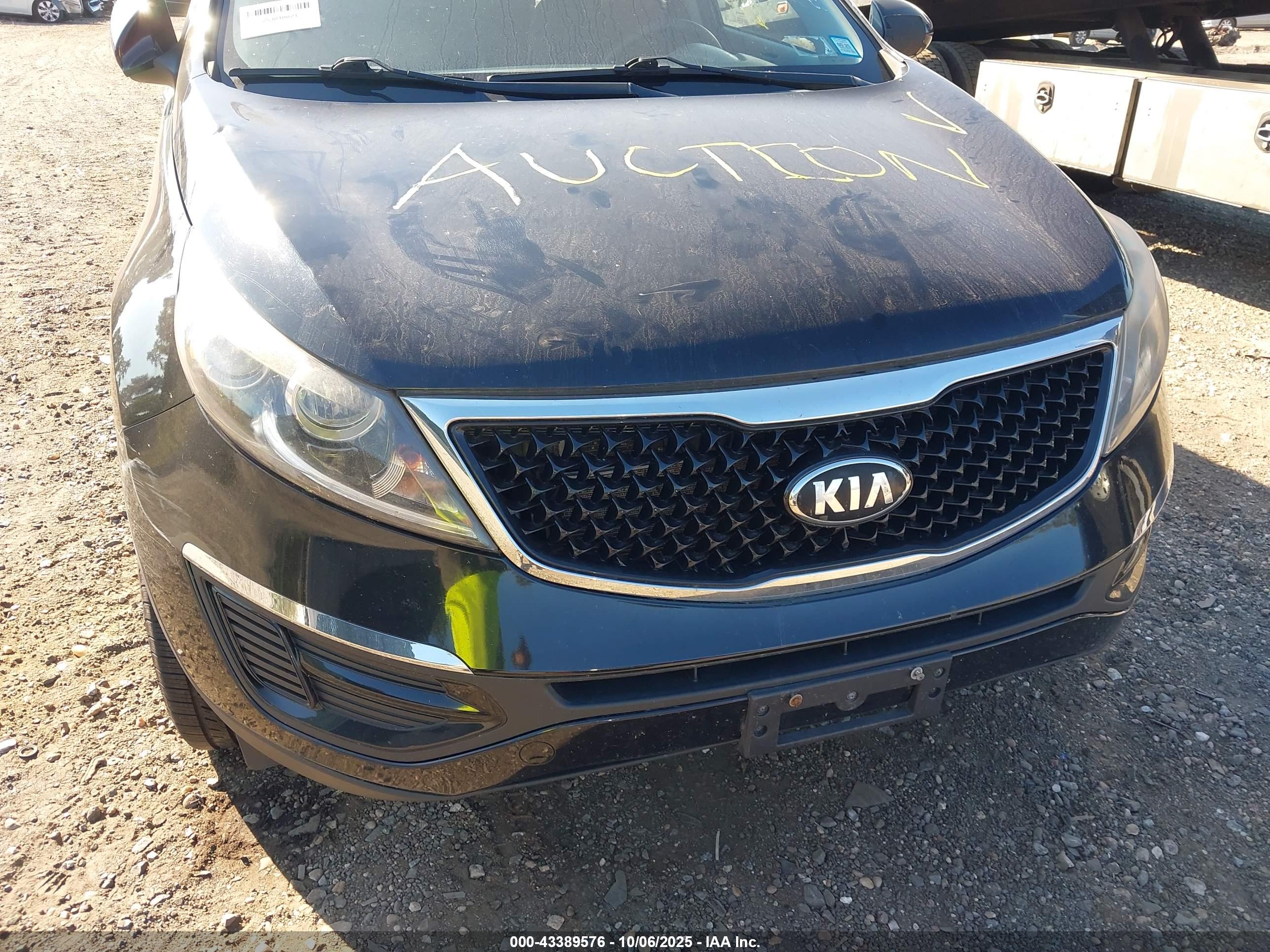 KIA SPORTAGE image 6