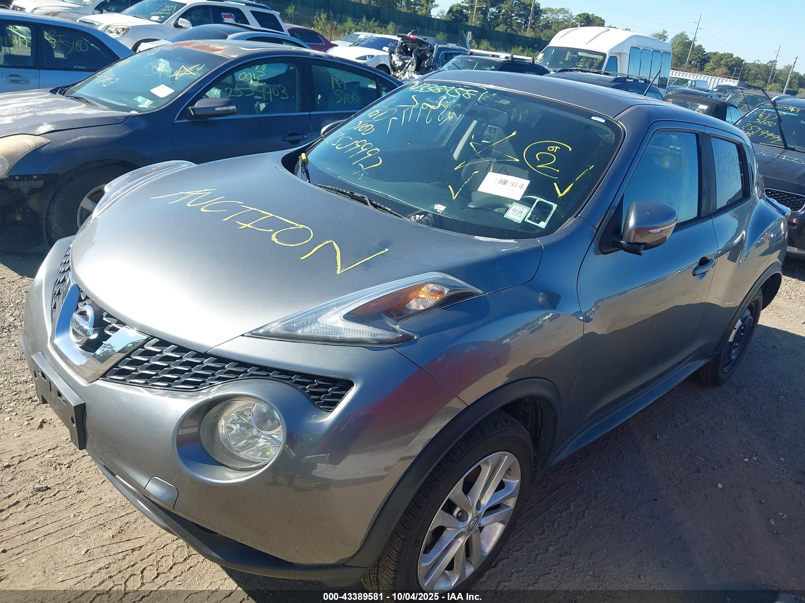 NISSAN JUKE image 2