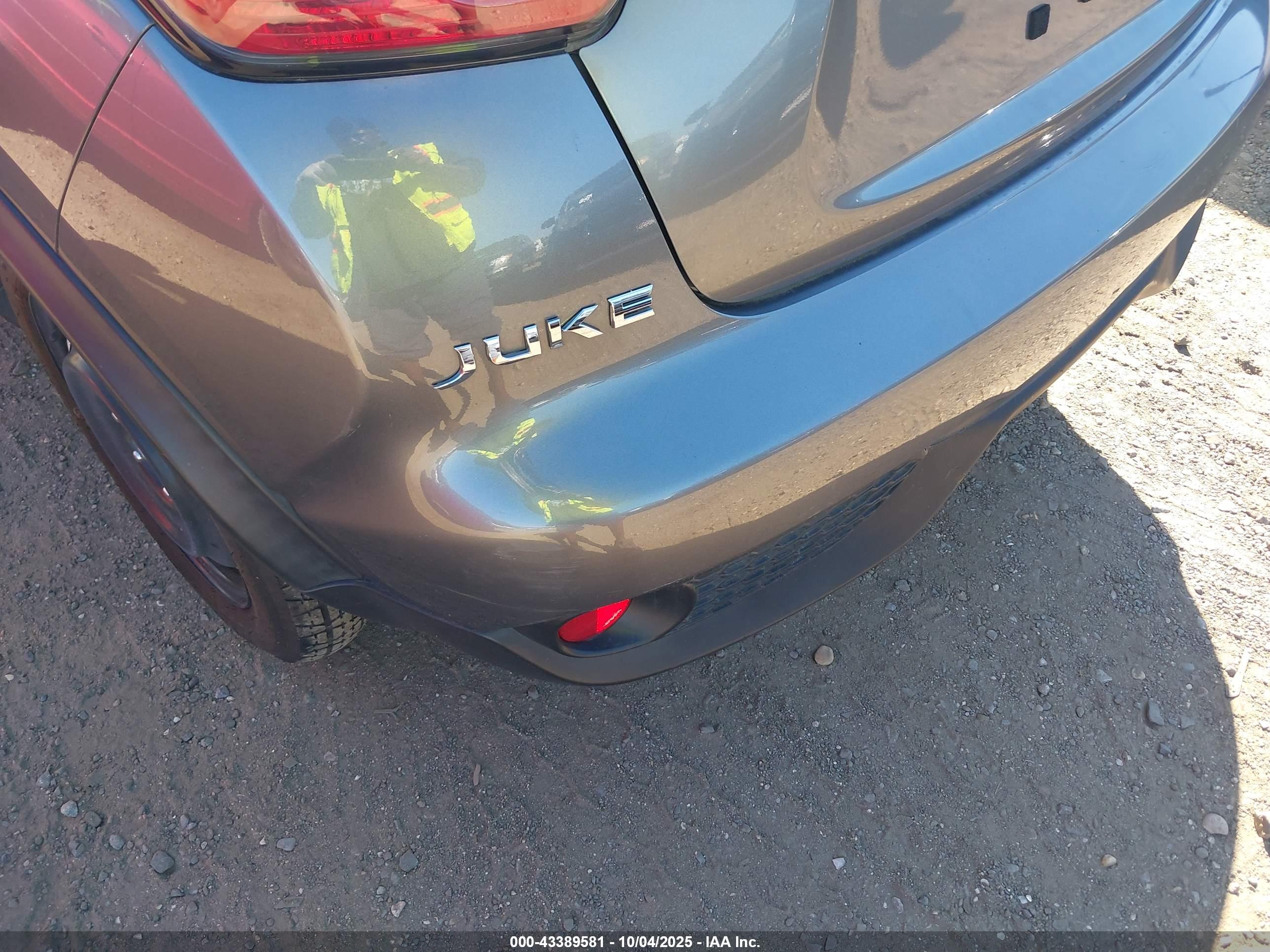 NISSAN JUKE image 6