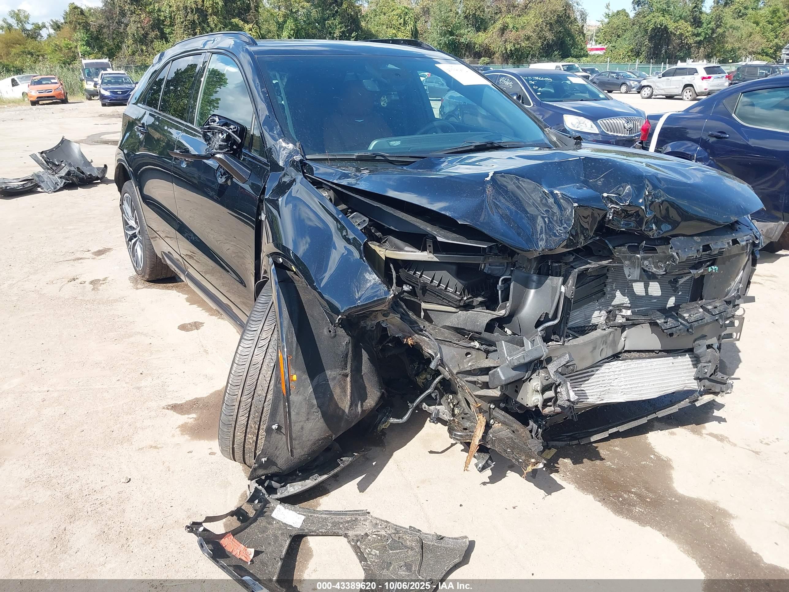 CADILLAC XT4 image 6