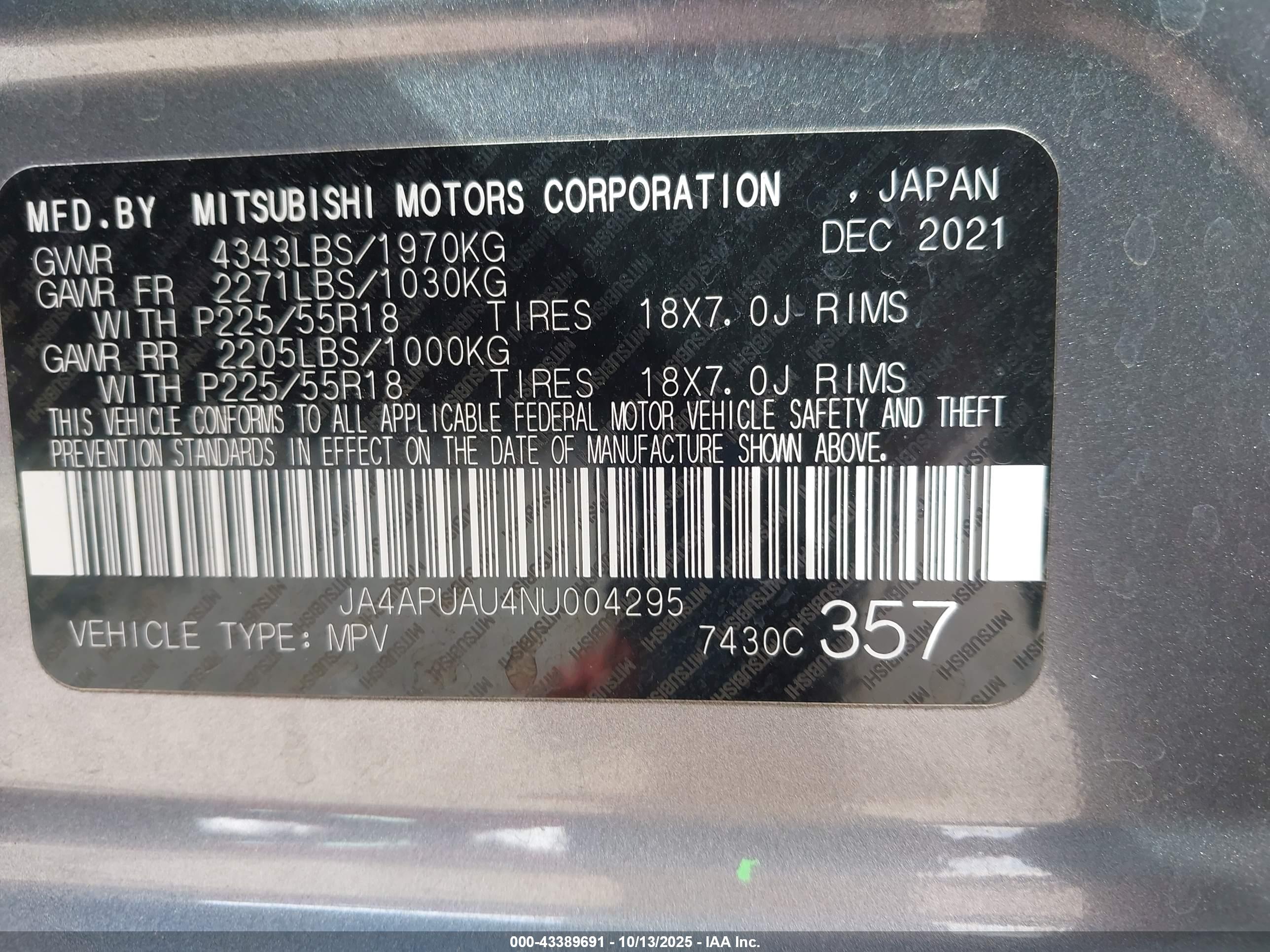 MITSUBISHI OUTLANDER image 9