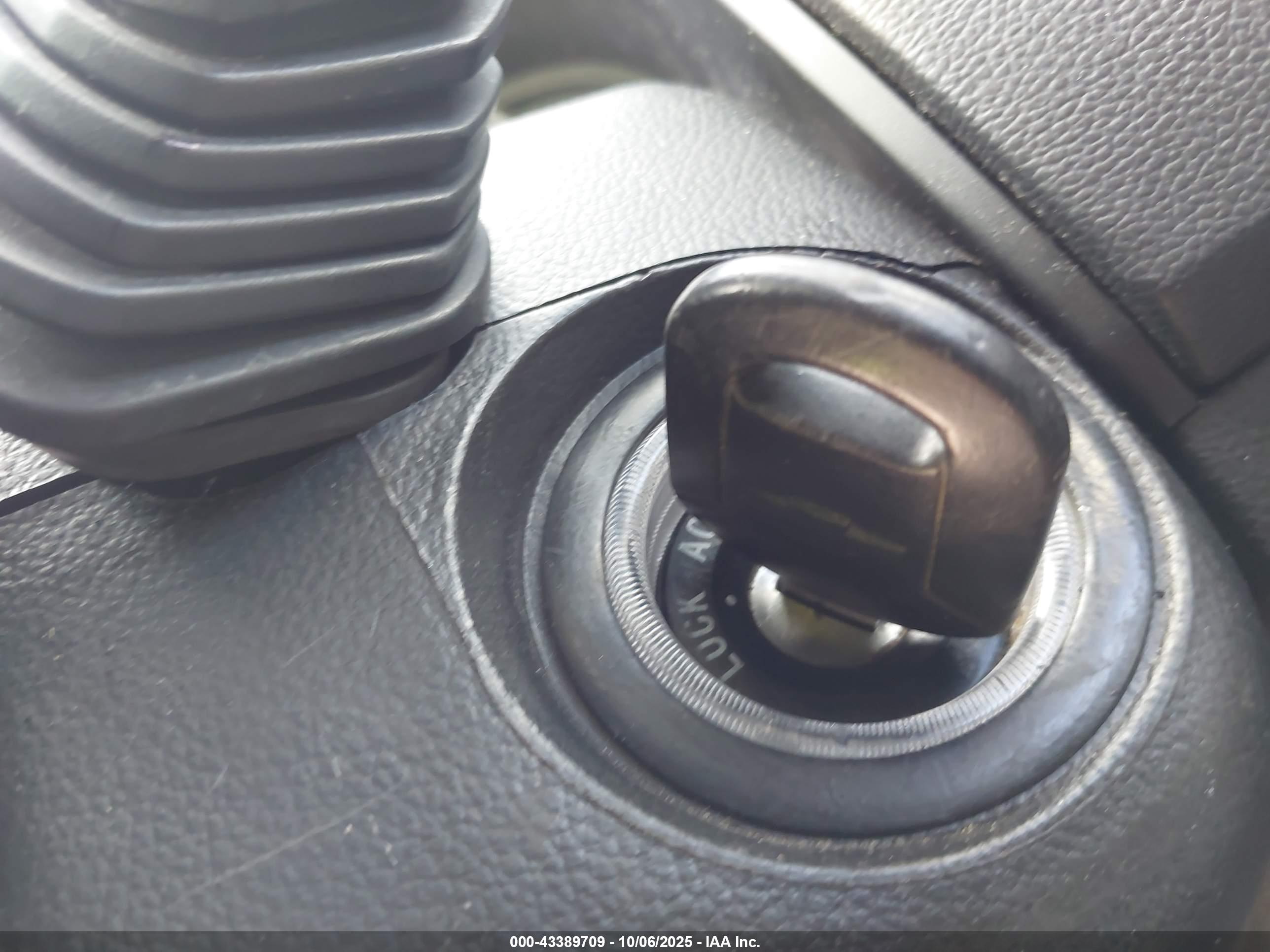 CHEVROLET CAPTIVA image 11