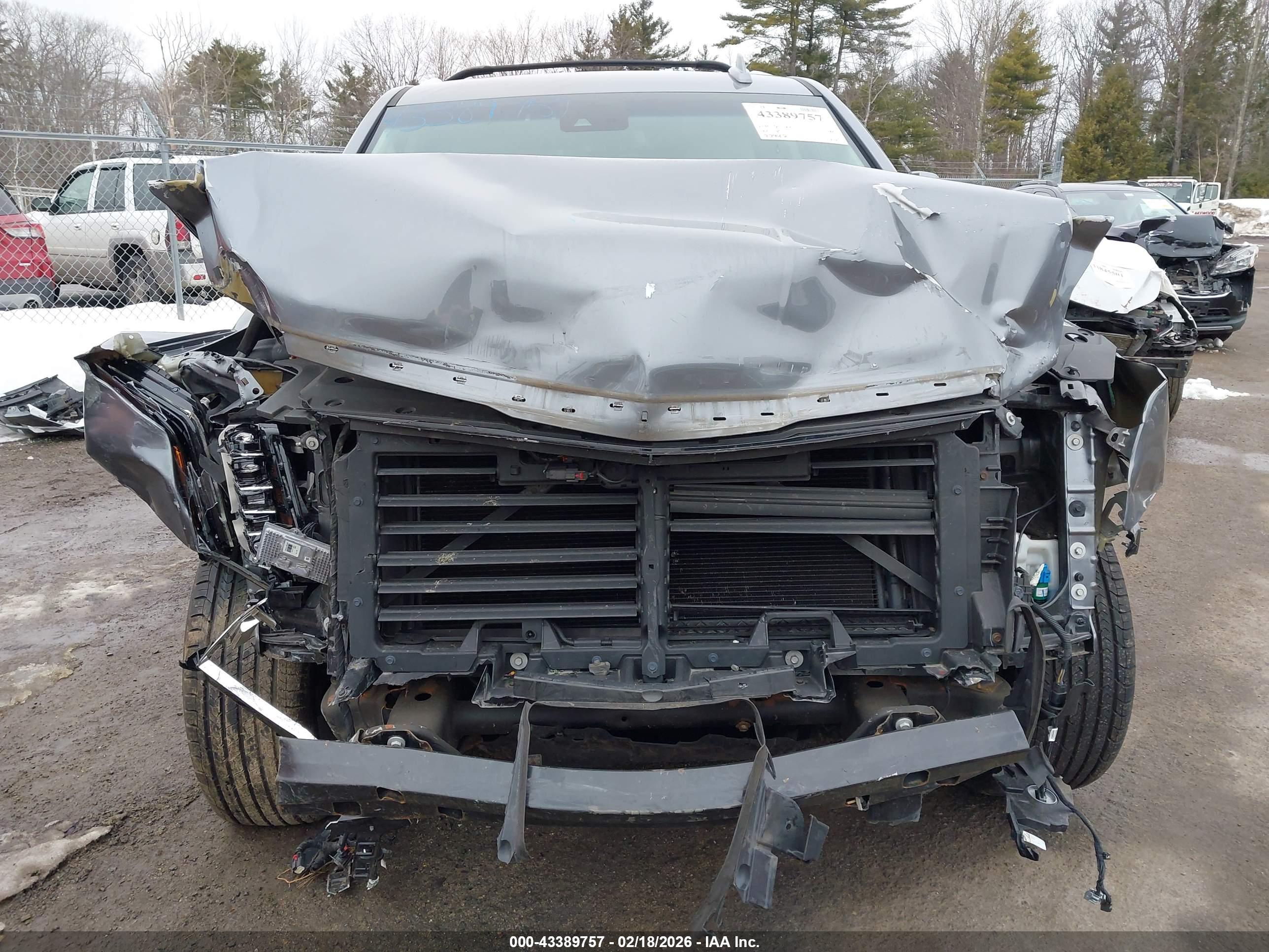CADILLAC ESCALADE image 6