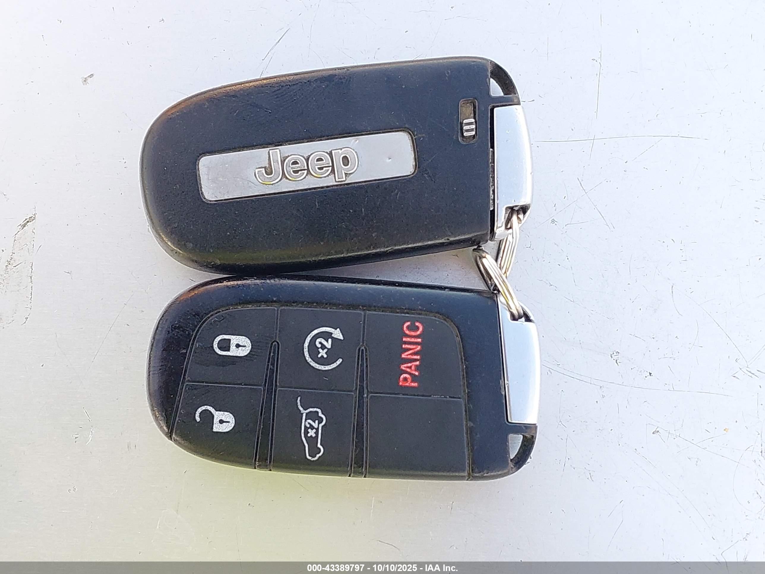 JEEP GRAND image 11