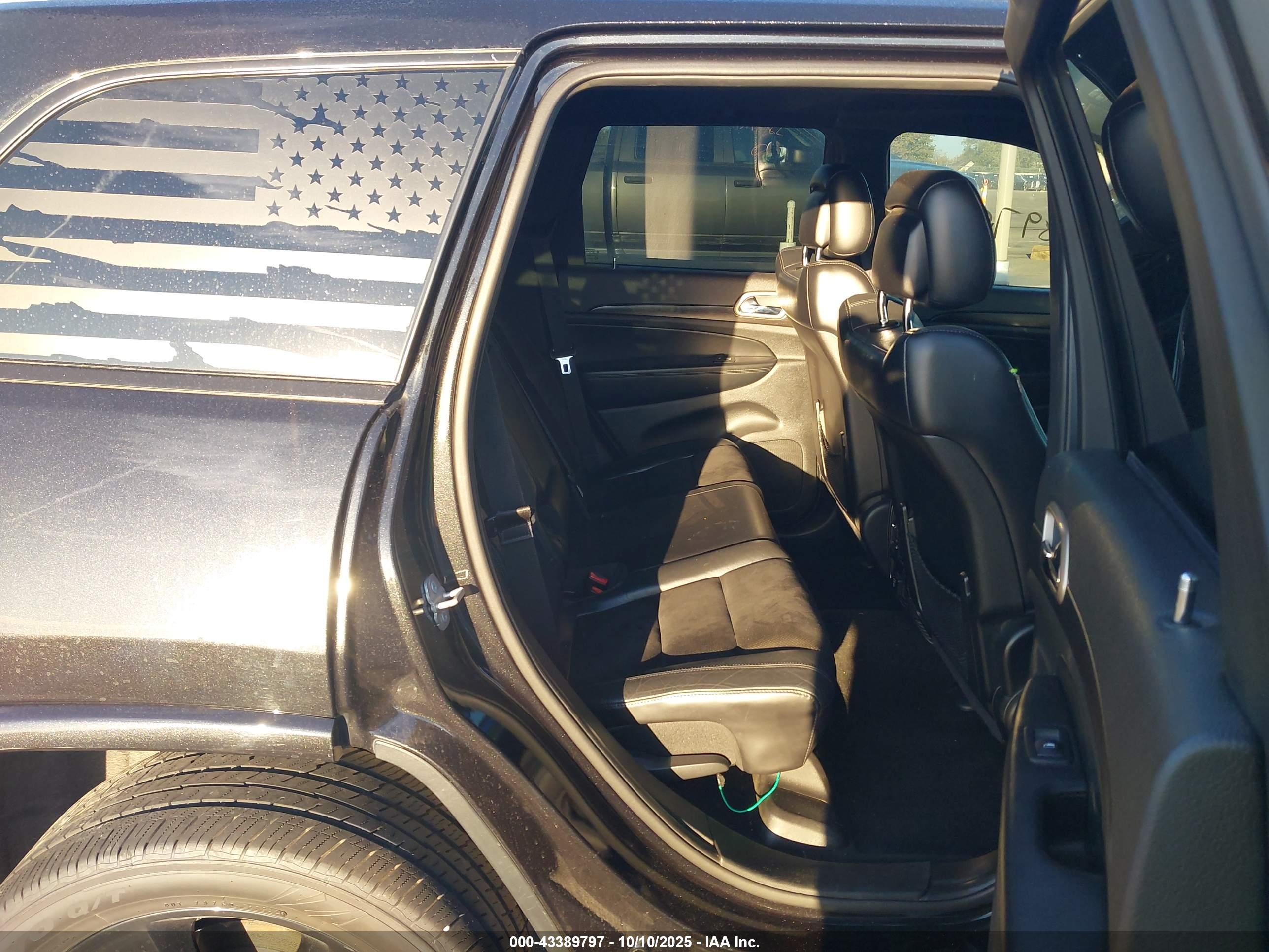 JEEP GRAND image 8