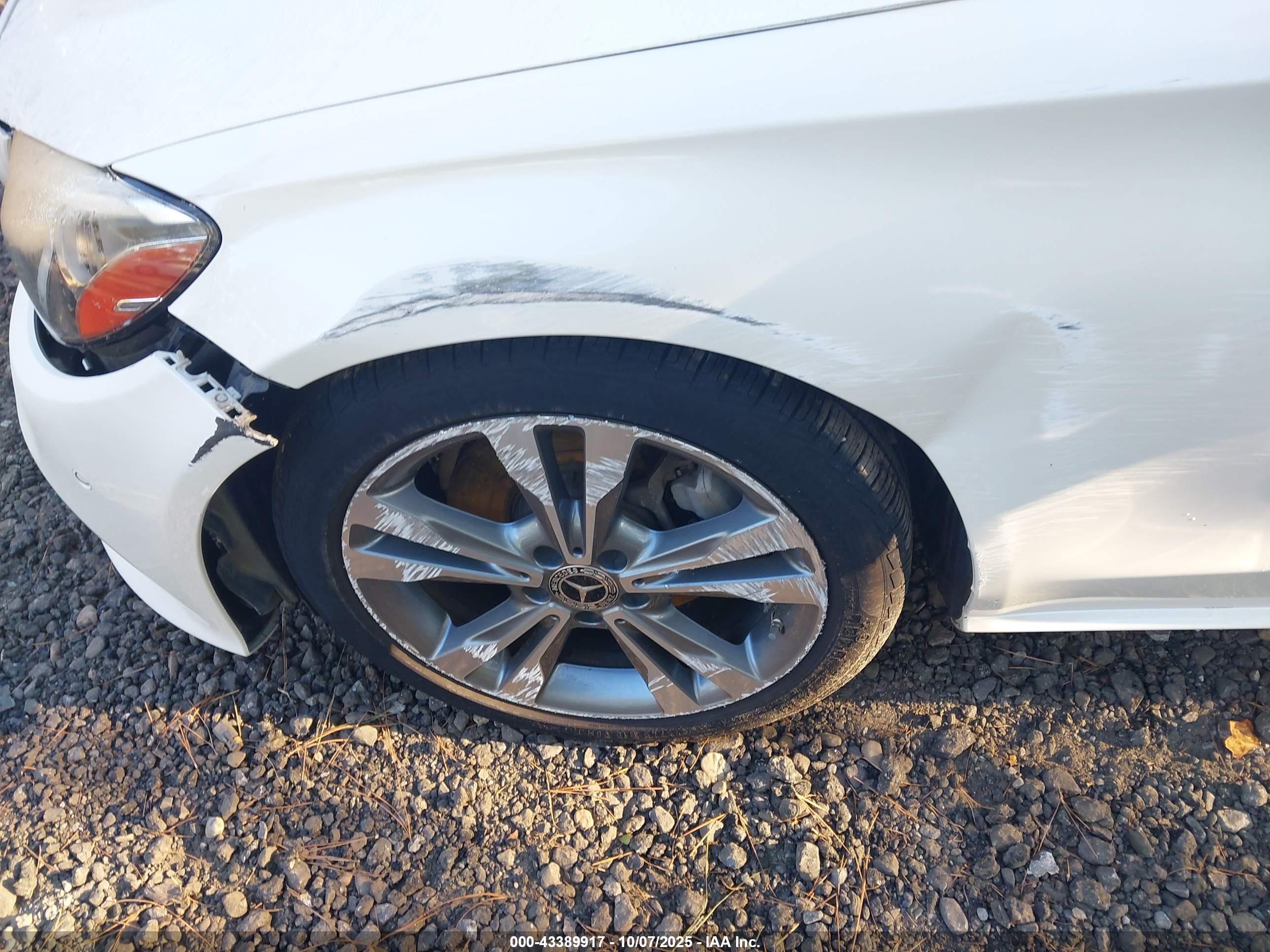 MERCEDES-BENZ C image 6
