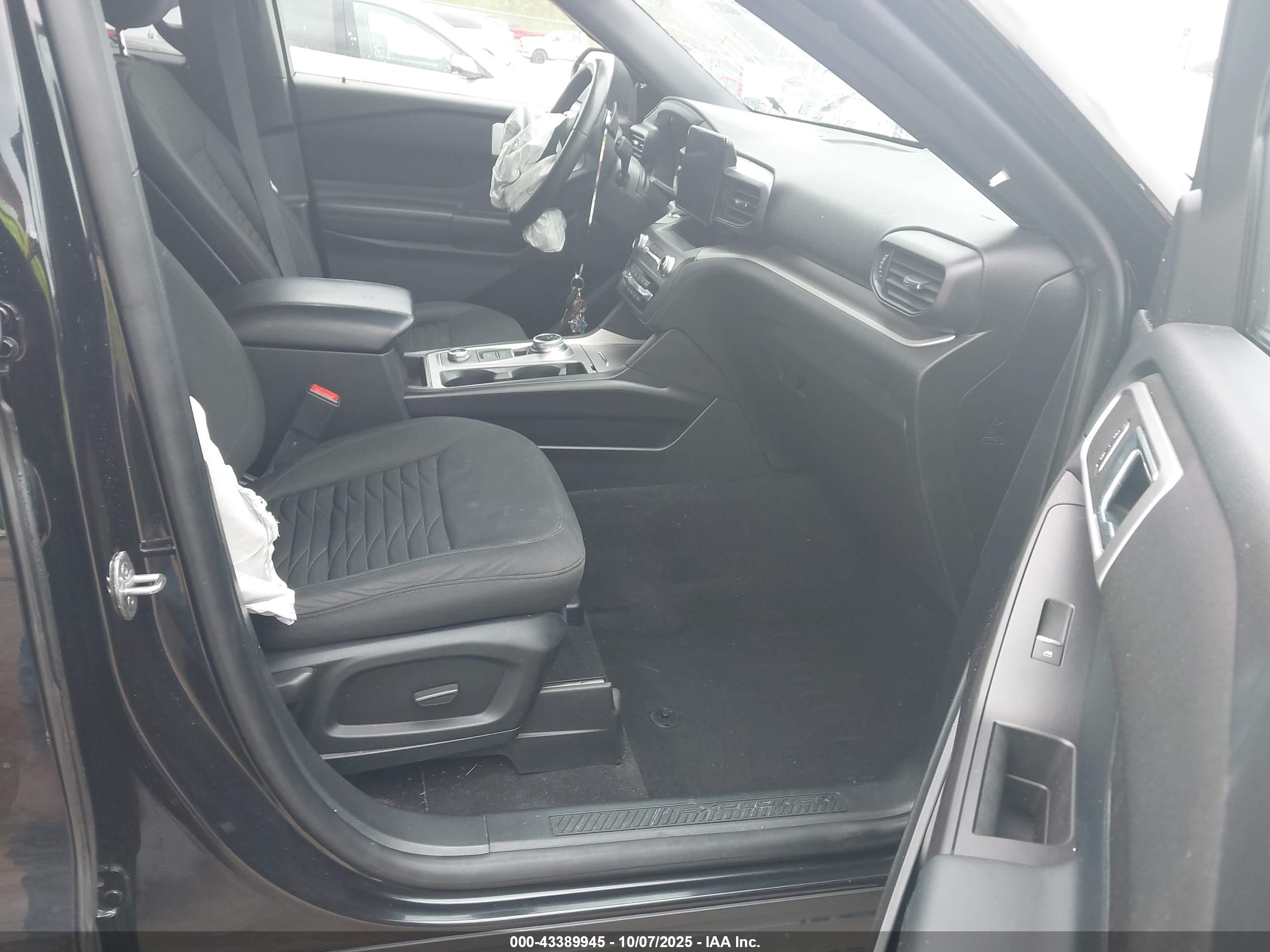 FORD EXPLORER image 5