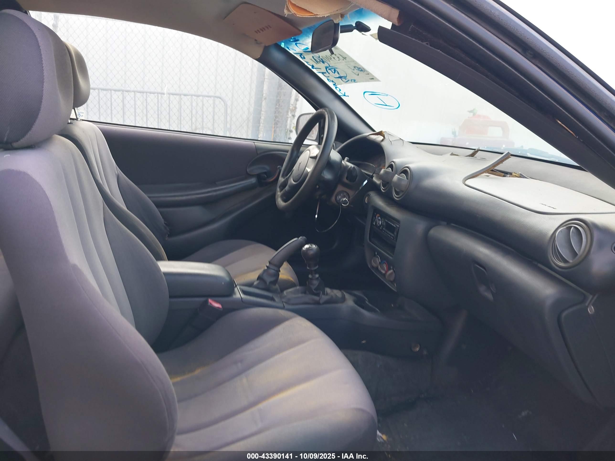 PONTIAC SUNFIRE image 5