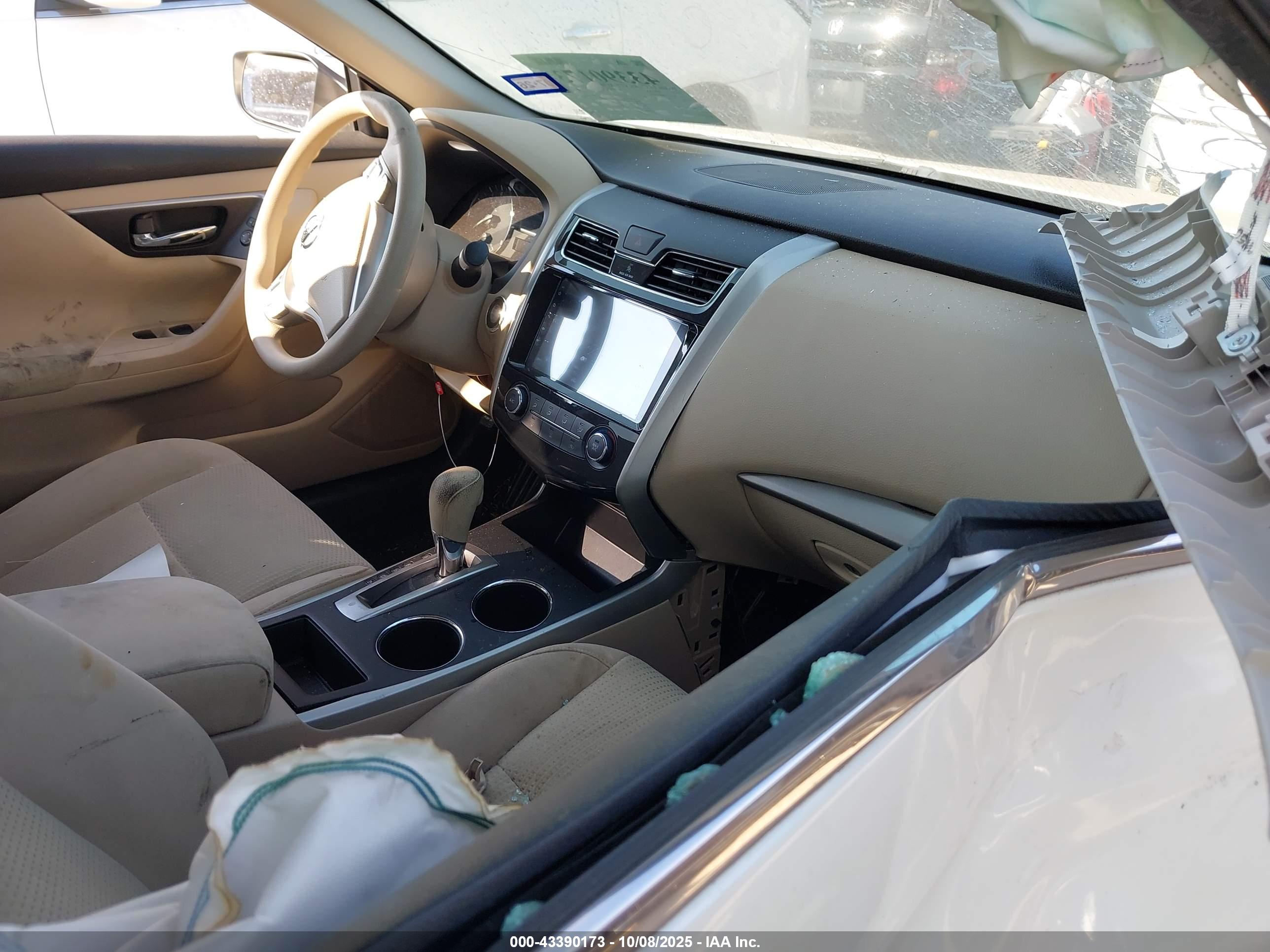 NISSAN ALTIMA image 5