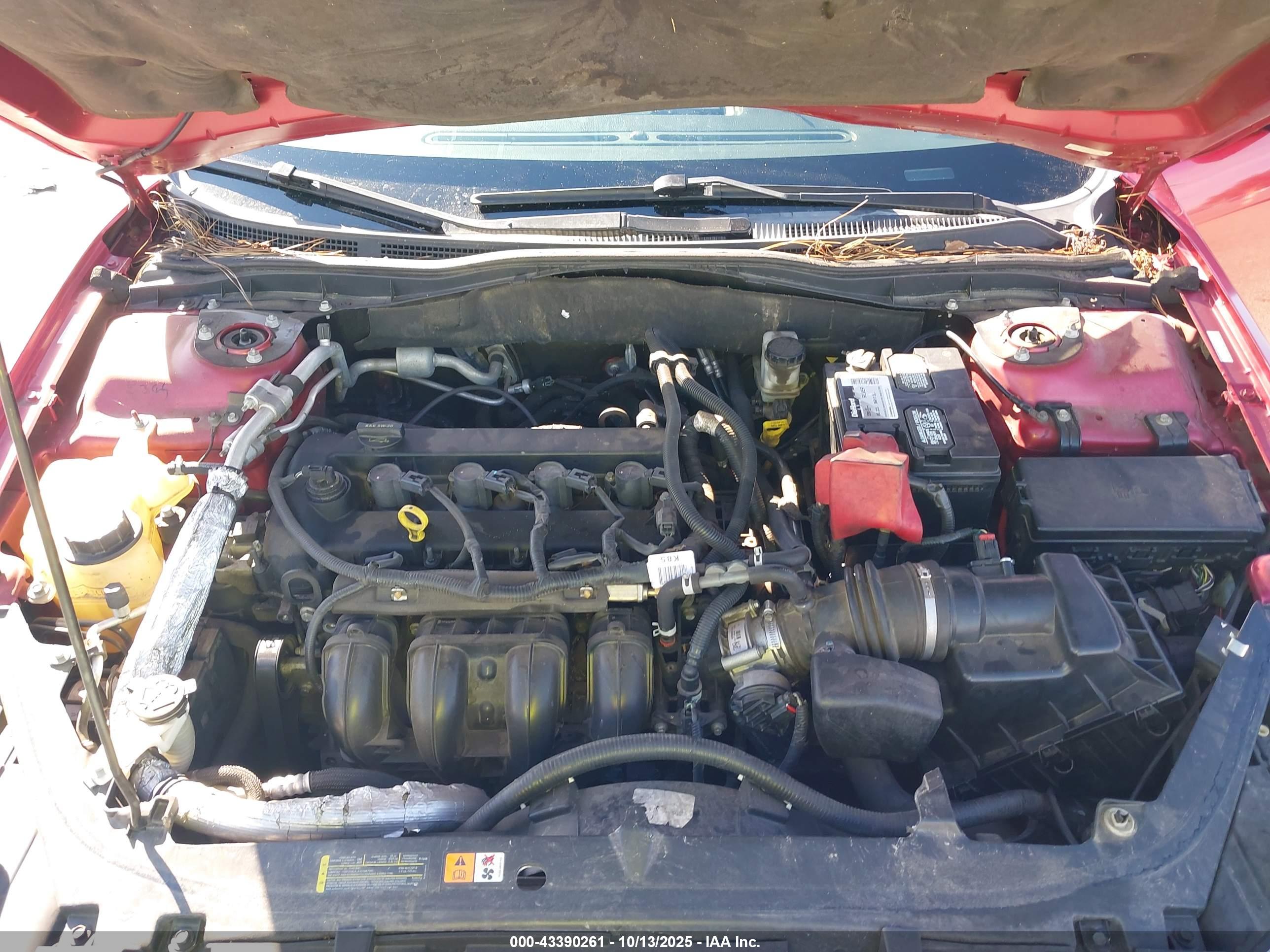 FORD FUSION image 10