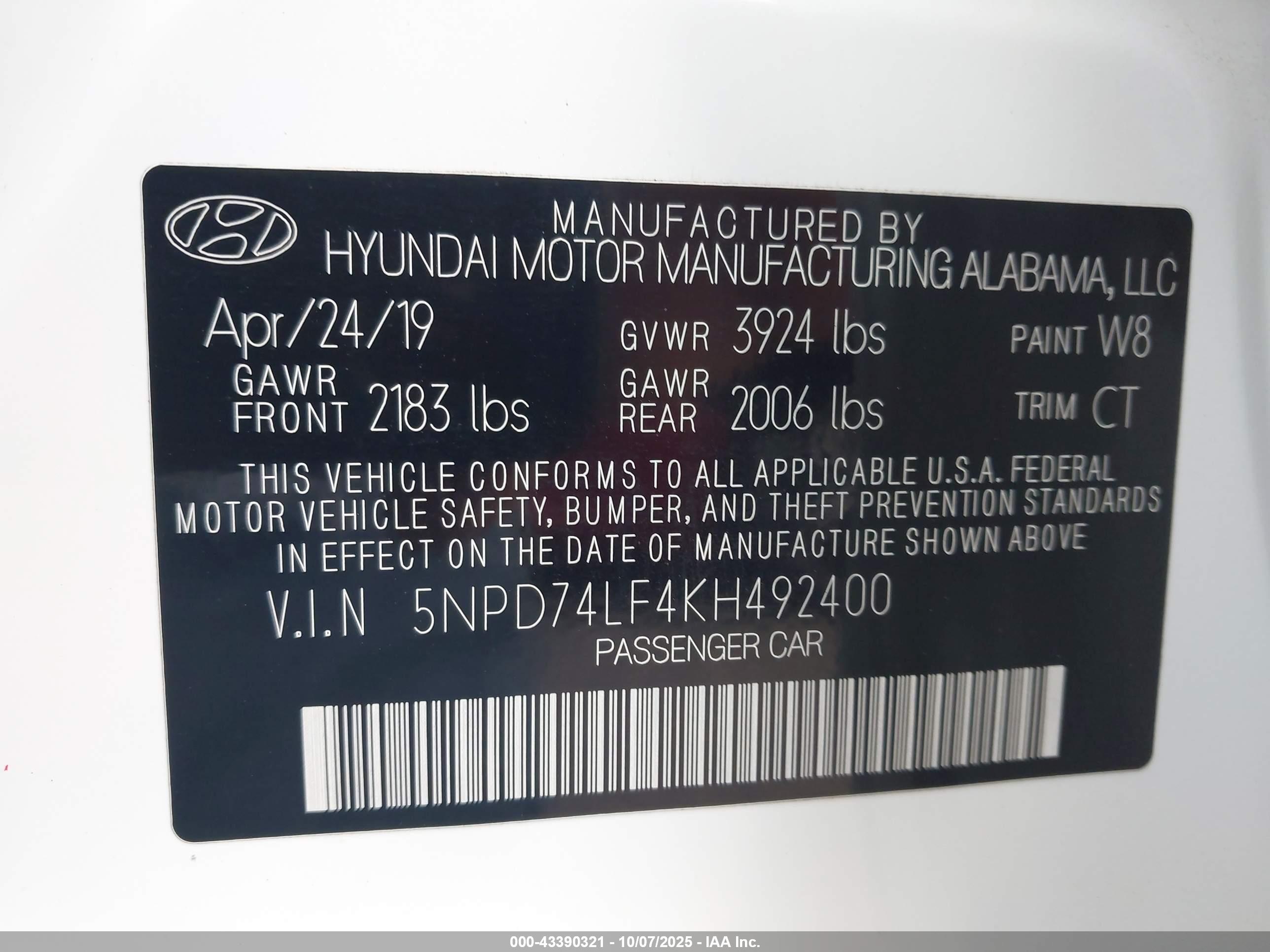 HYUNDAI ELANTRA image 9