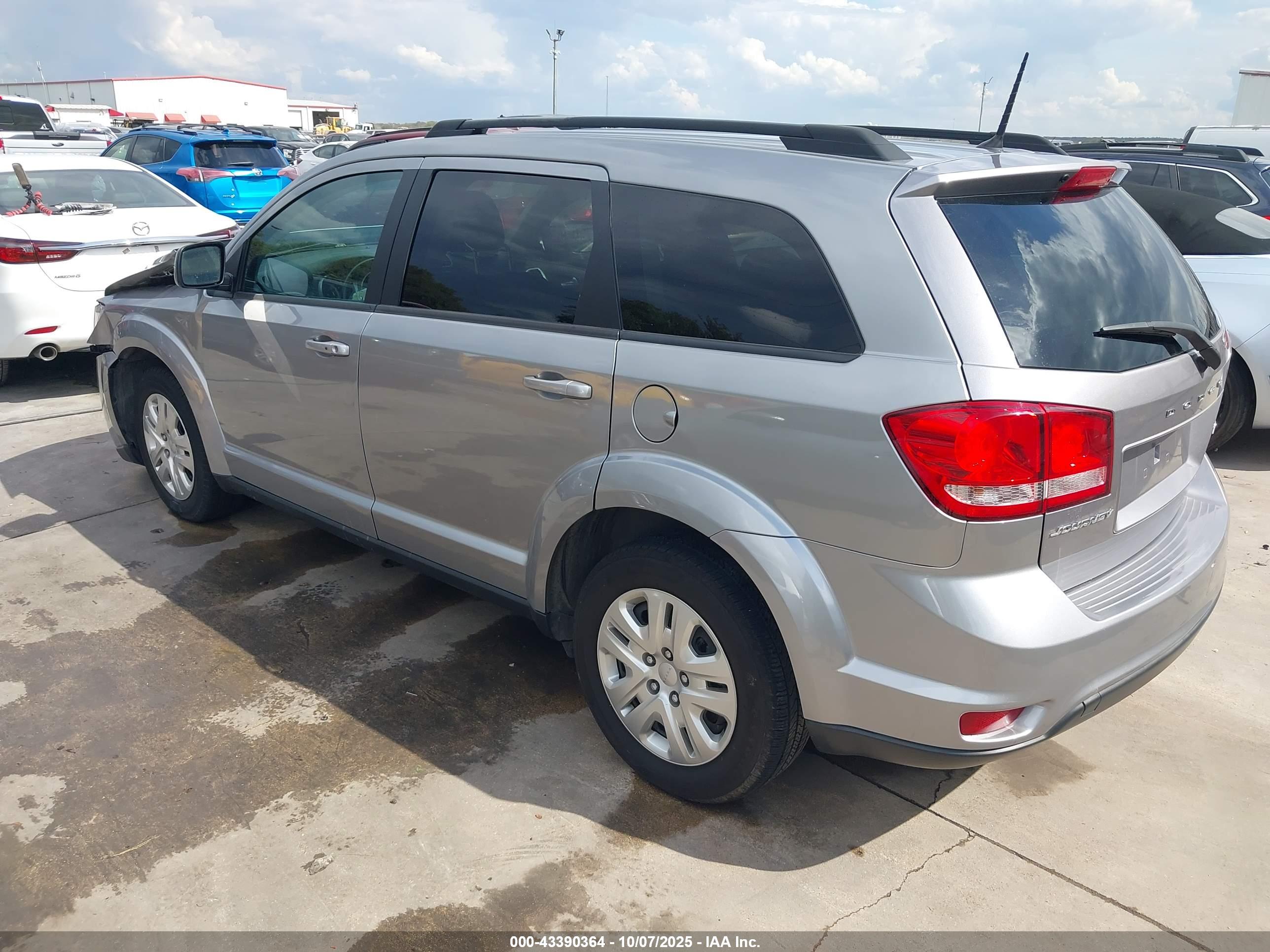 DODGE JOURNEY image 3