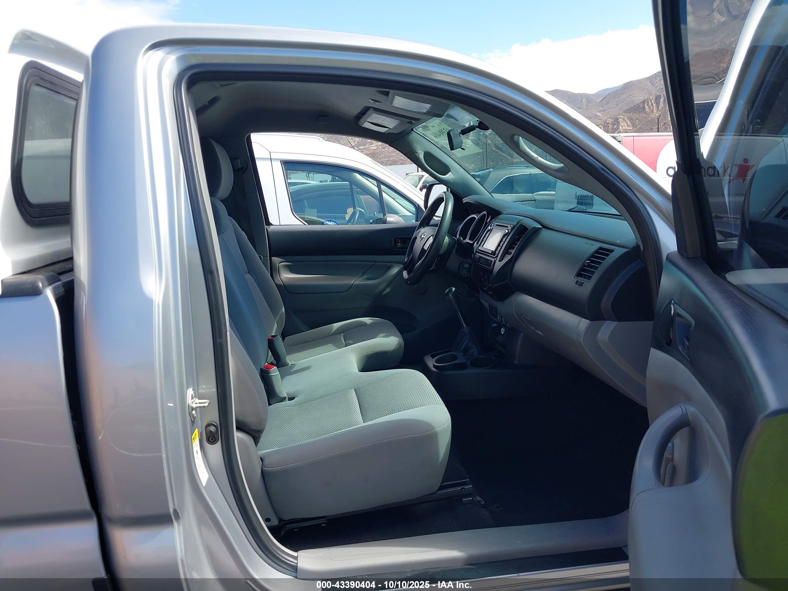 TOYOTA TACOMA image 5