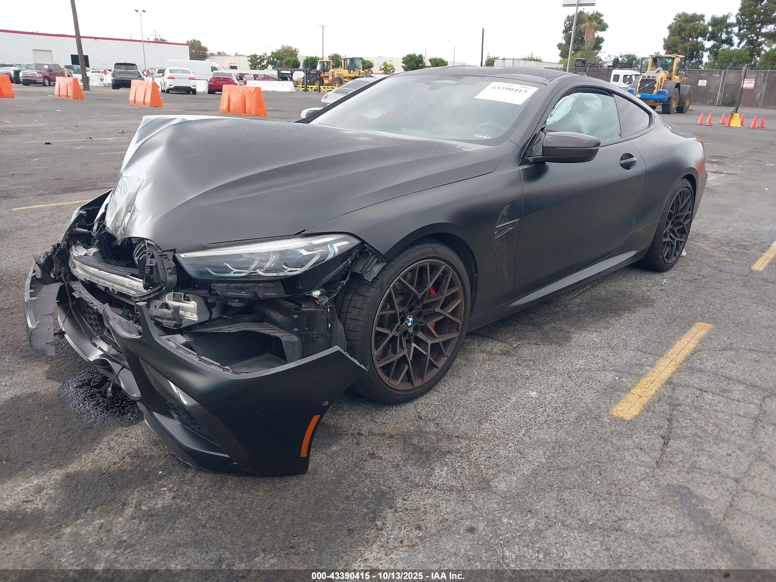 BMW M8 image 2