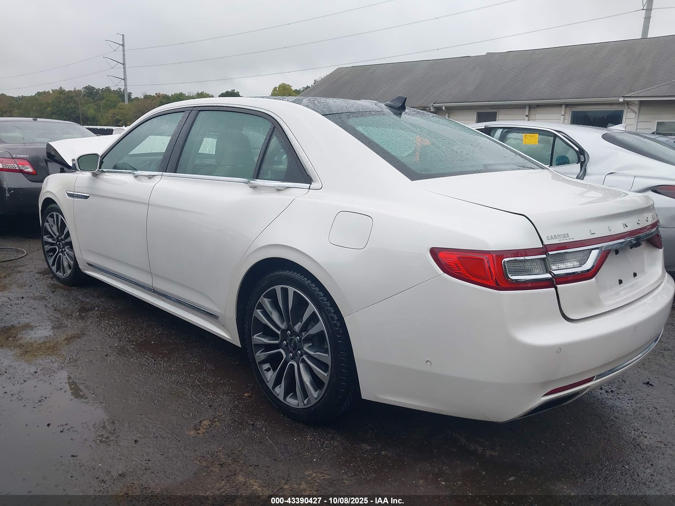 LINCOLN CONTINENTAL image 3