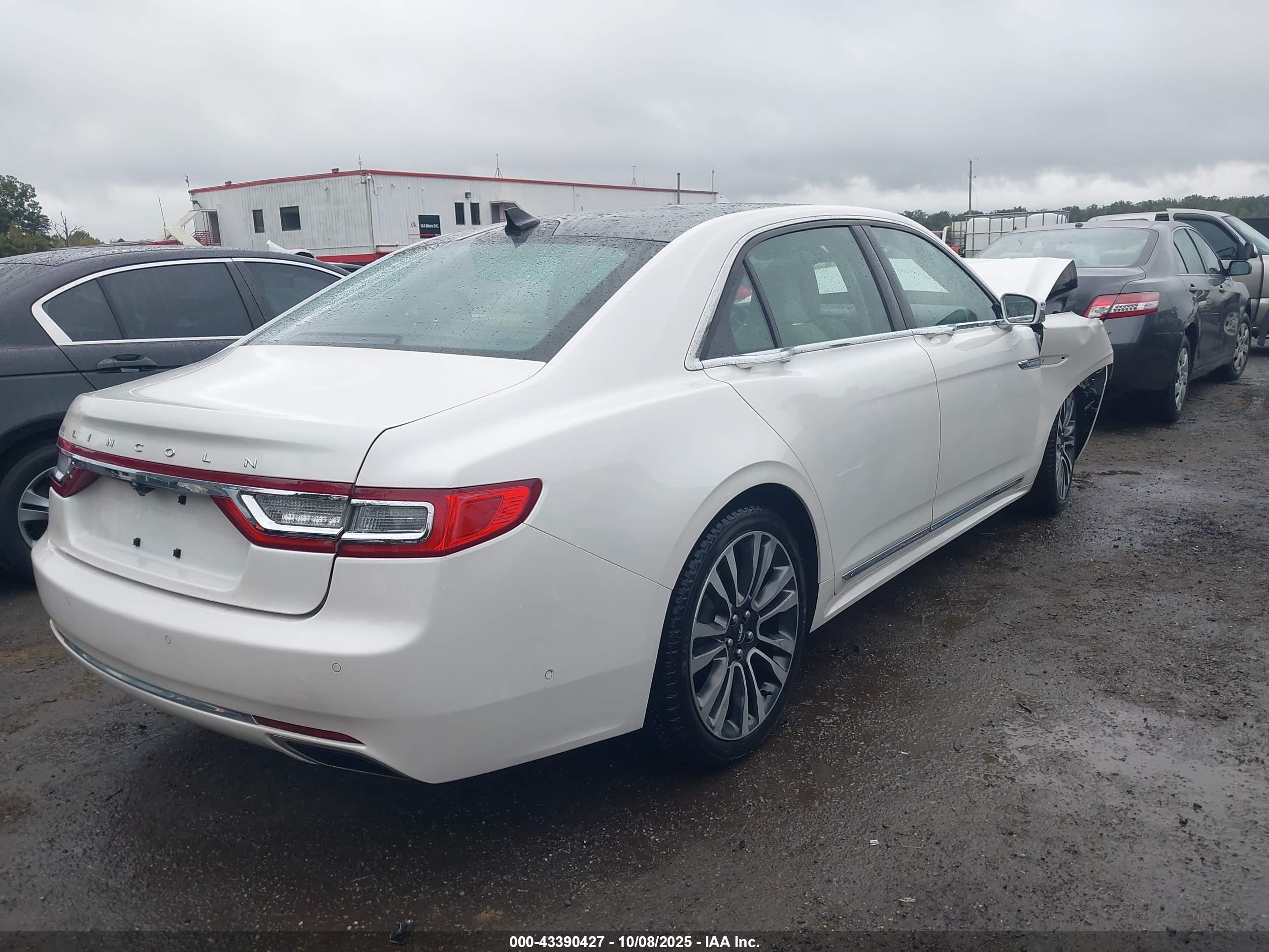 LINCOLN CONTINENTAL image 4