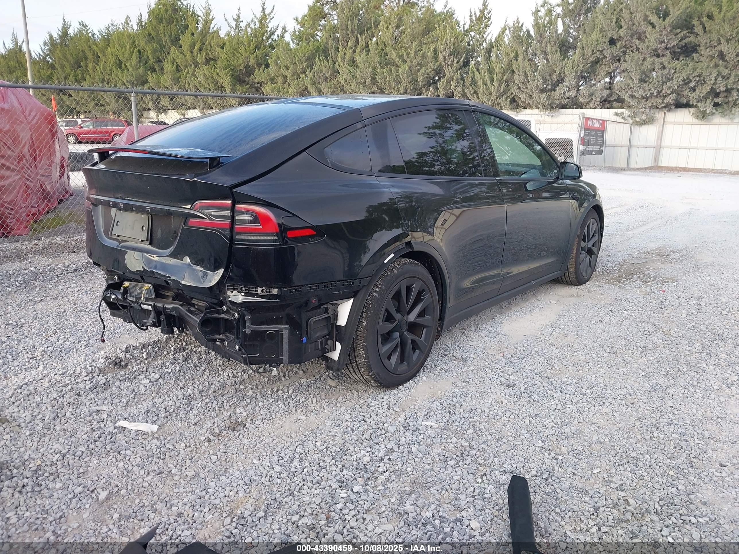 TESLA MODEL image 4