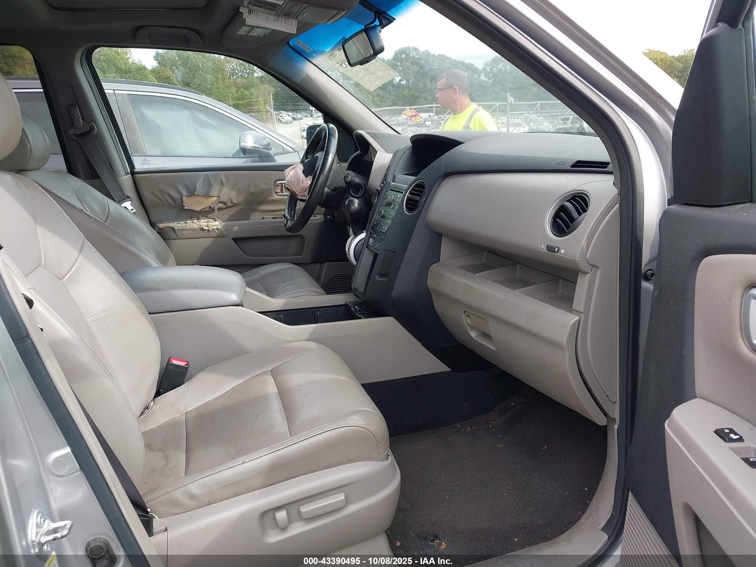HONDA PILOT image 5