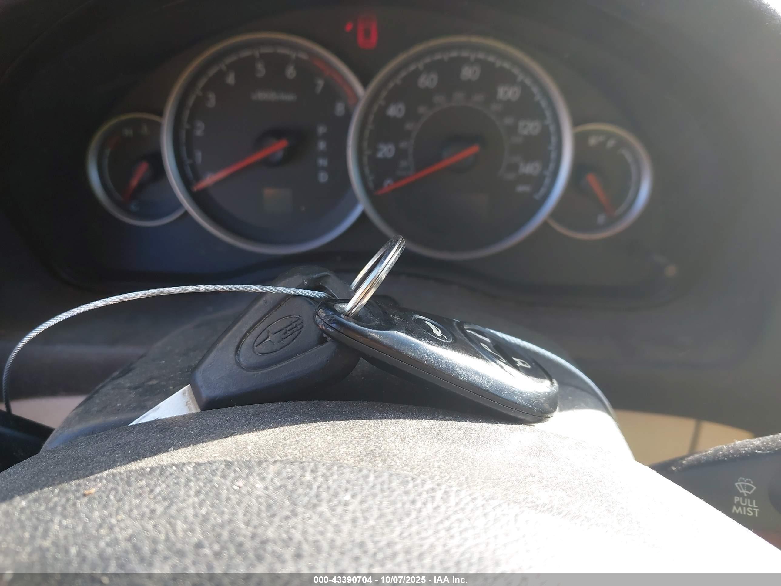SUBARU OUTBACK image 11