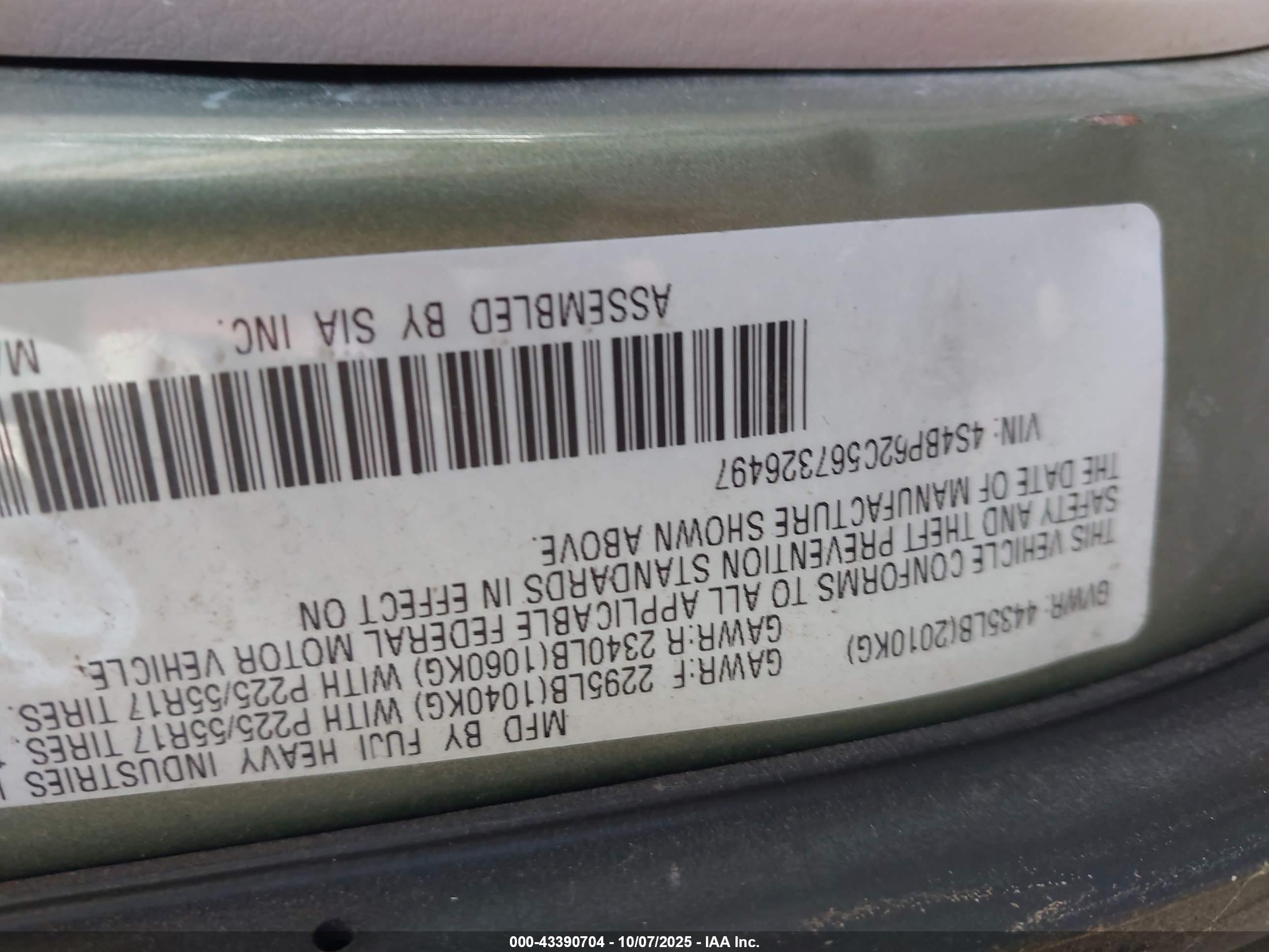SUBARU OUTBACK image 9