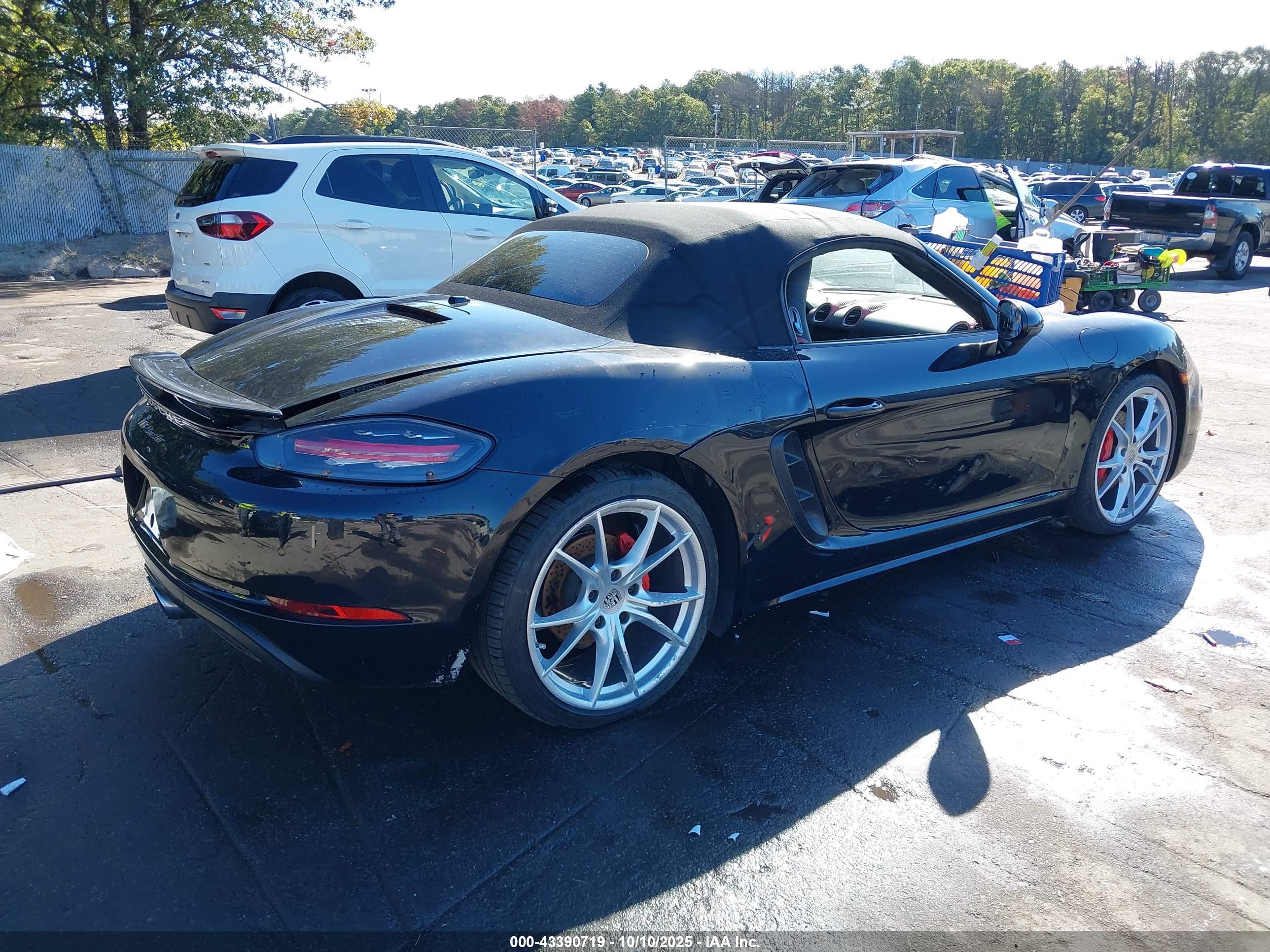 PORSCHE 718 image 4