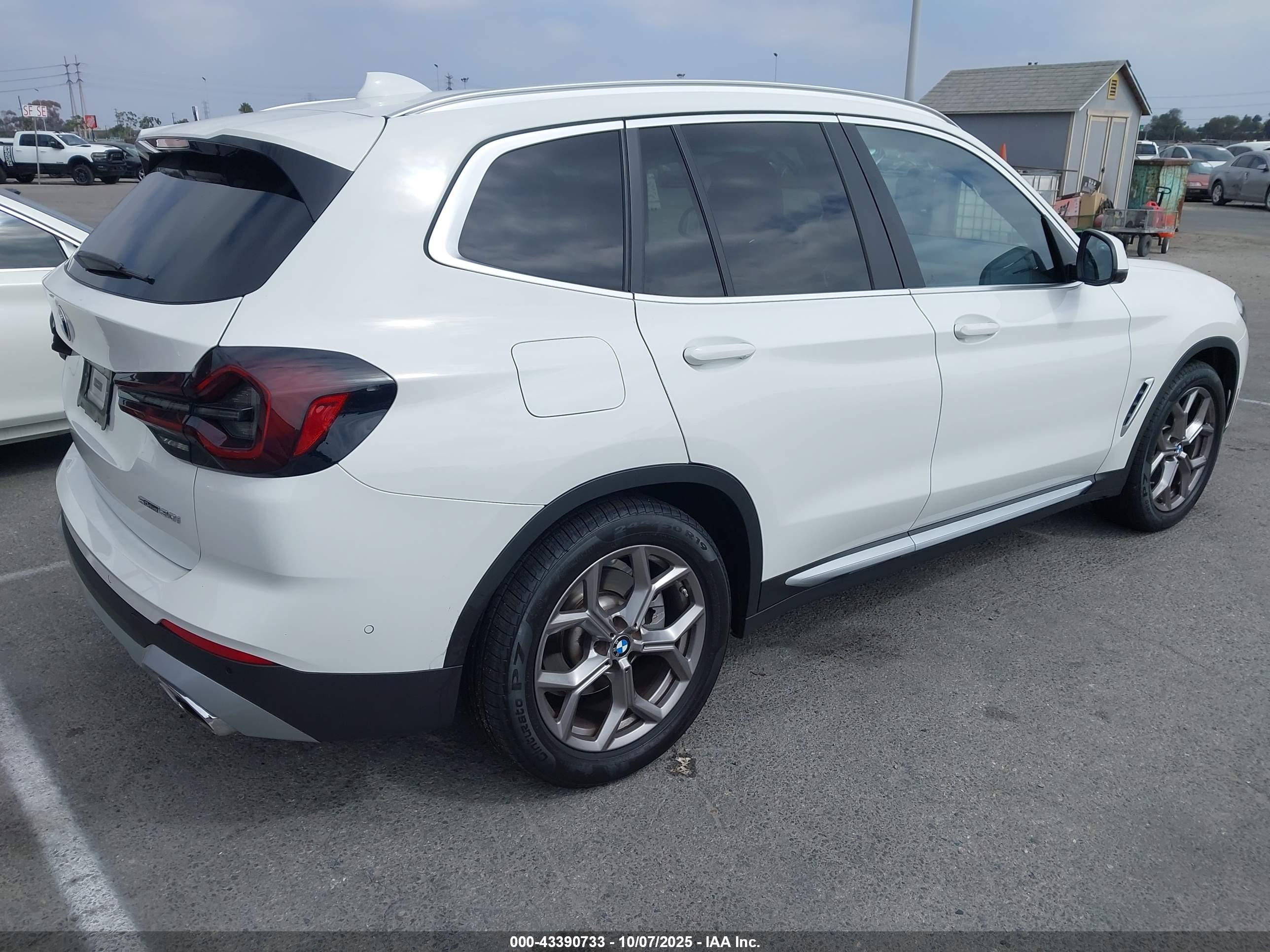 BMW X3 image 4