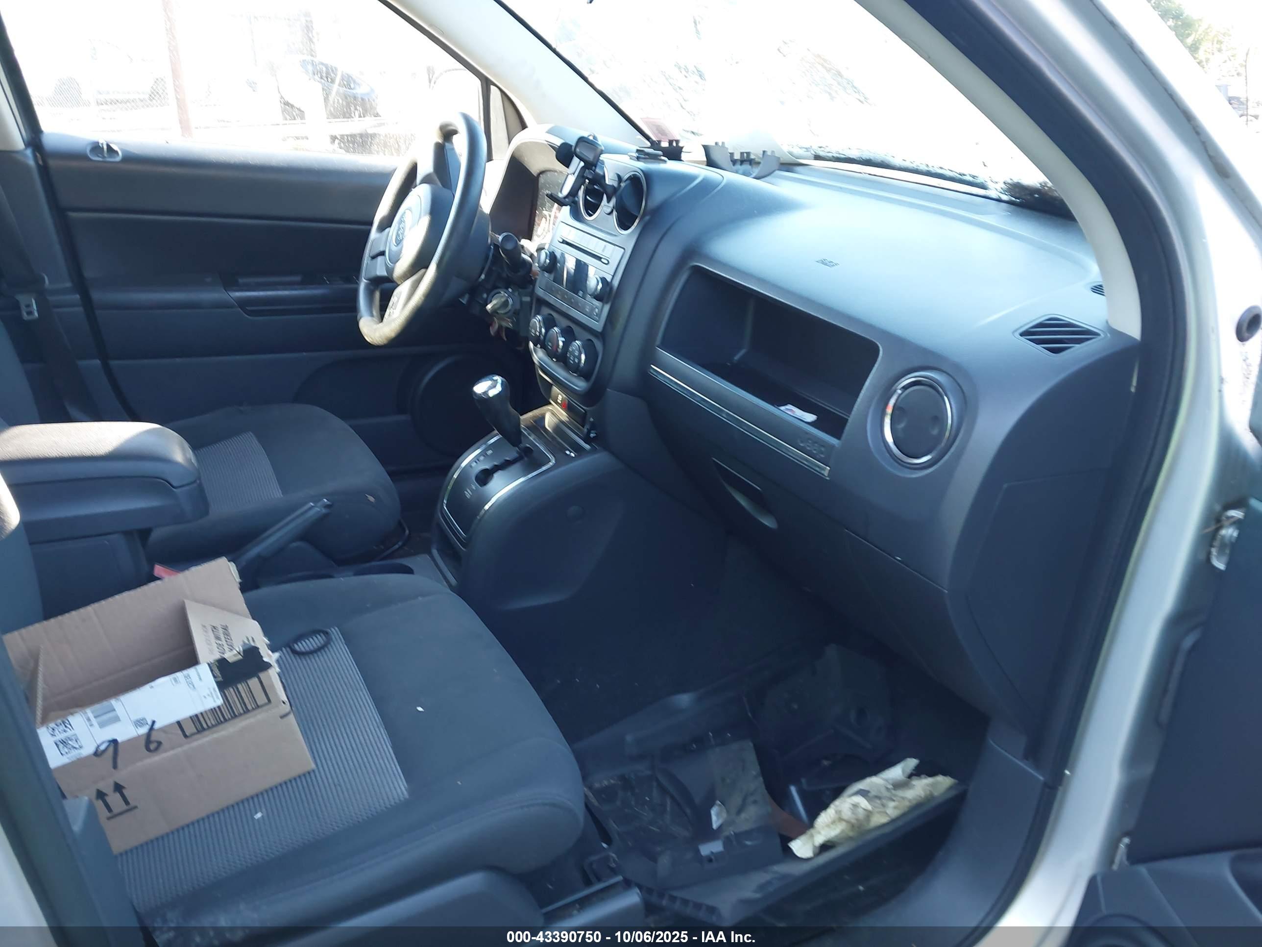 JEEP COMPASS image 5