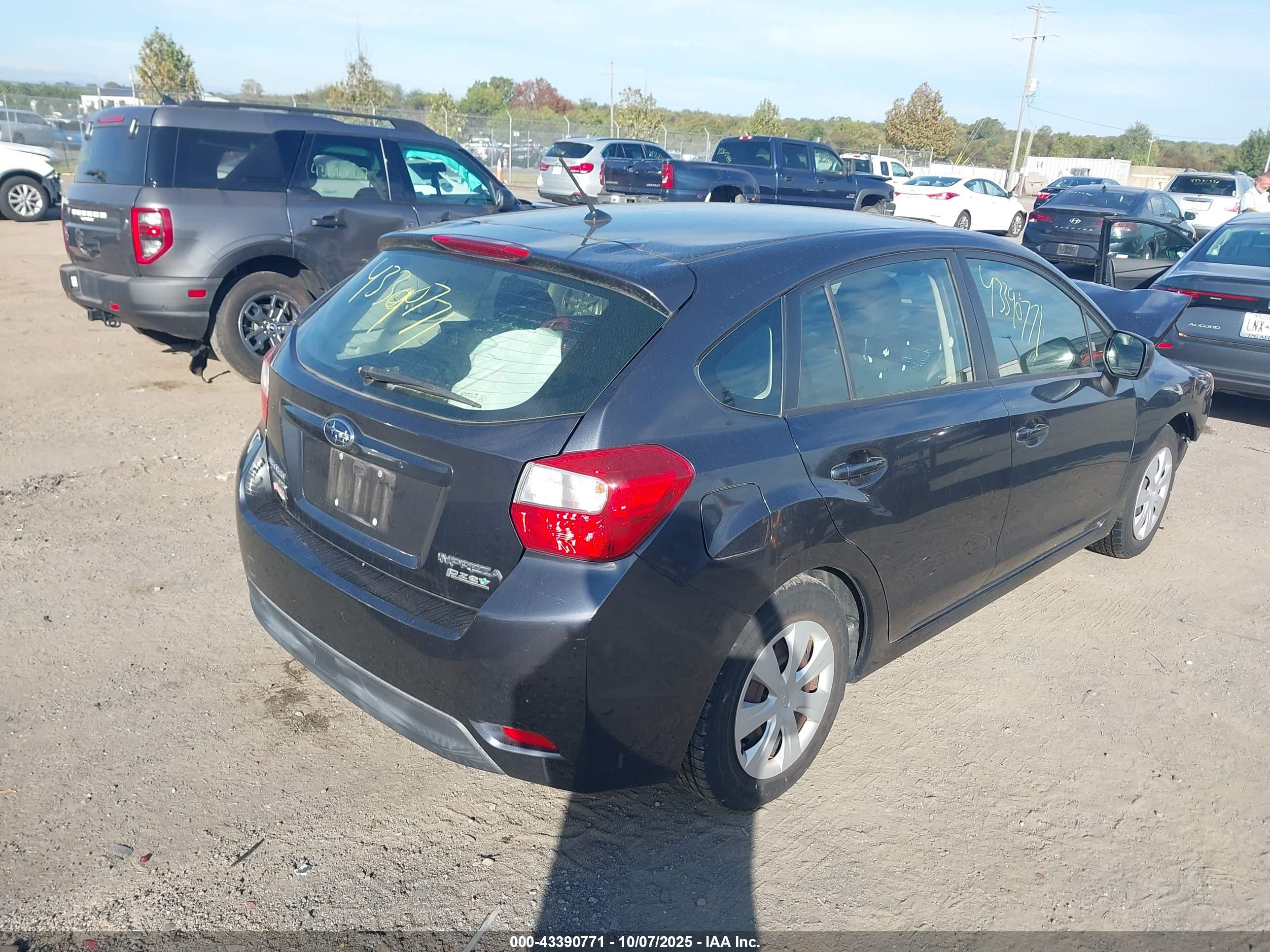 SUBARU IMPREZA image 4