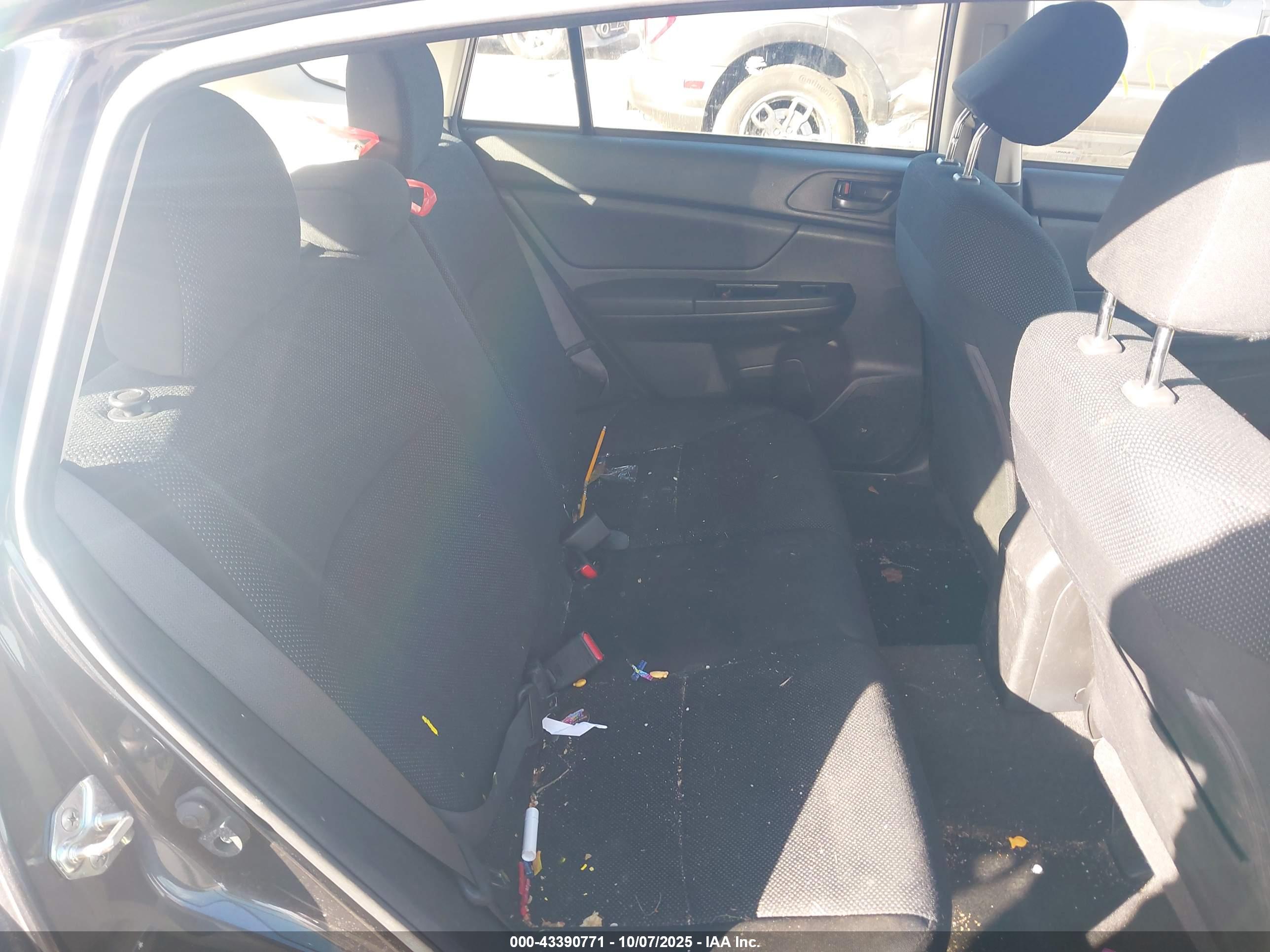 SUBARU IMPREZA image 8
