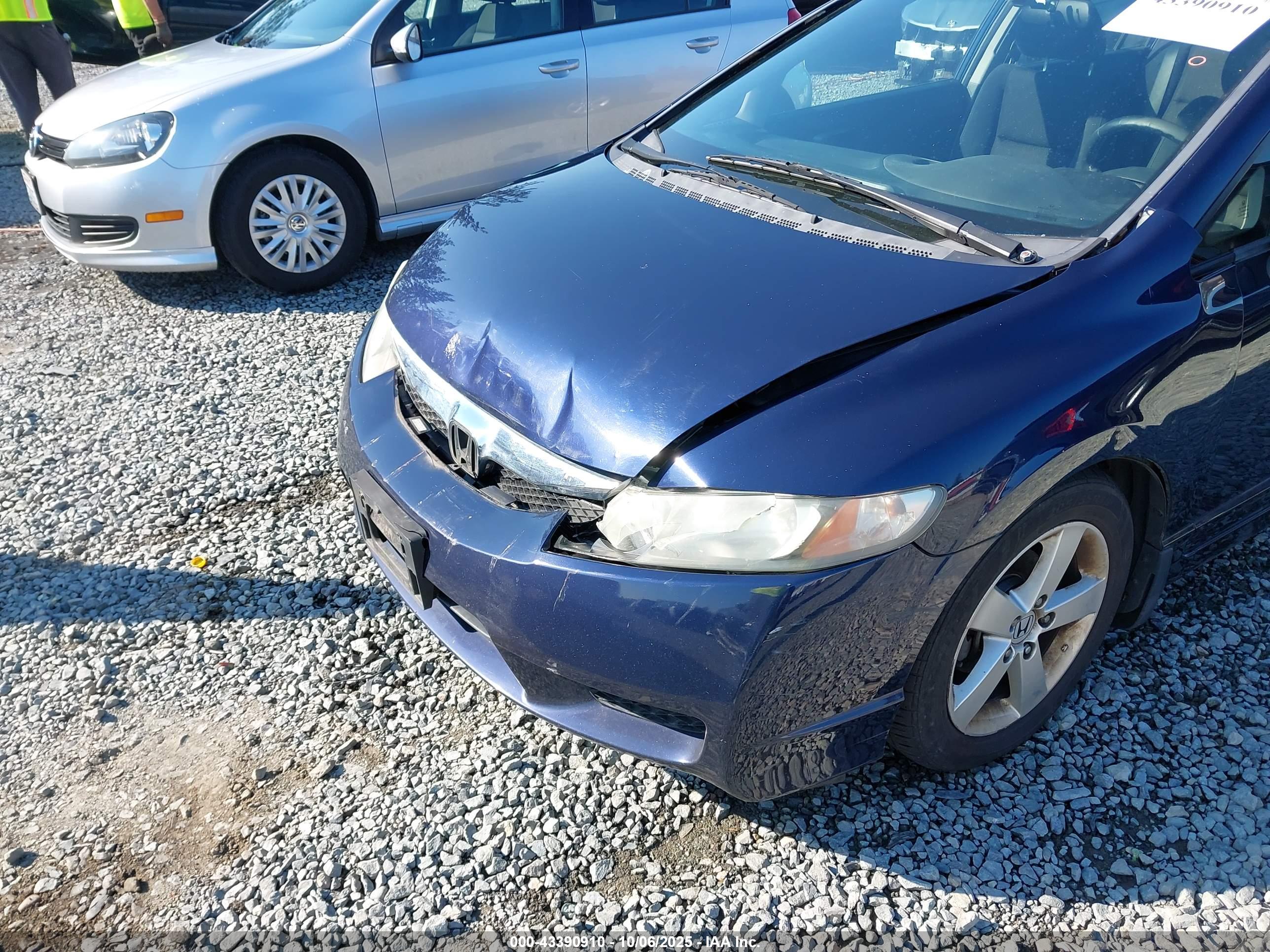 HONDA CIVIC image 6
