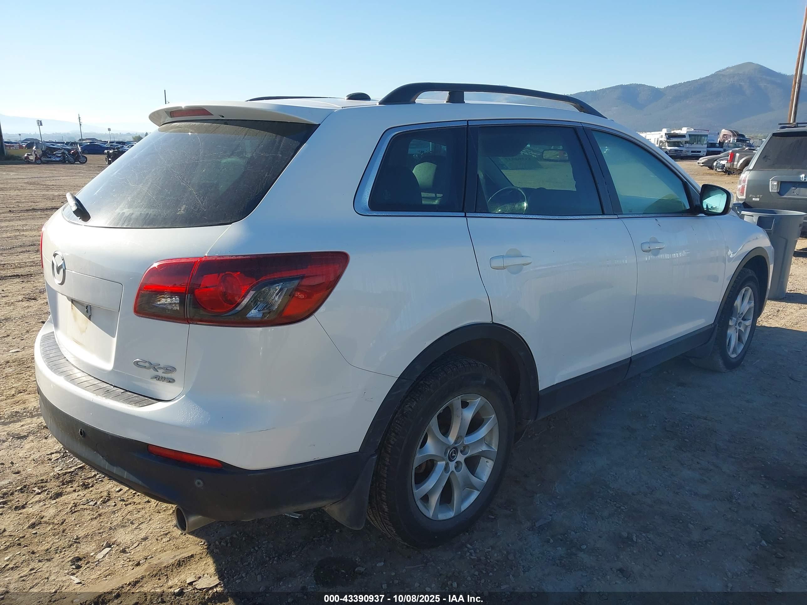 MAZDA CX-9 image 4