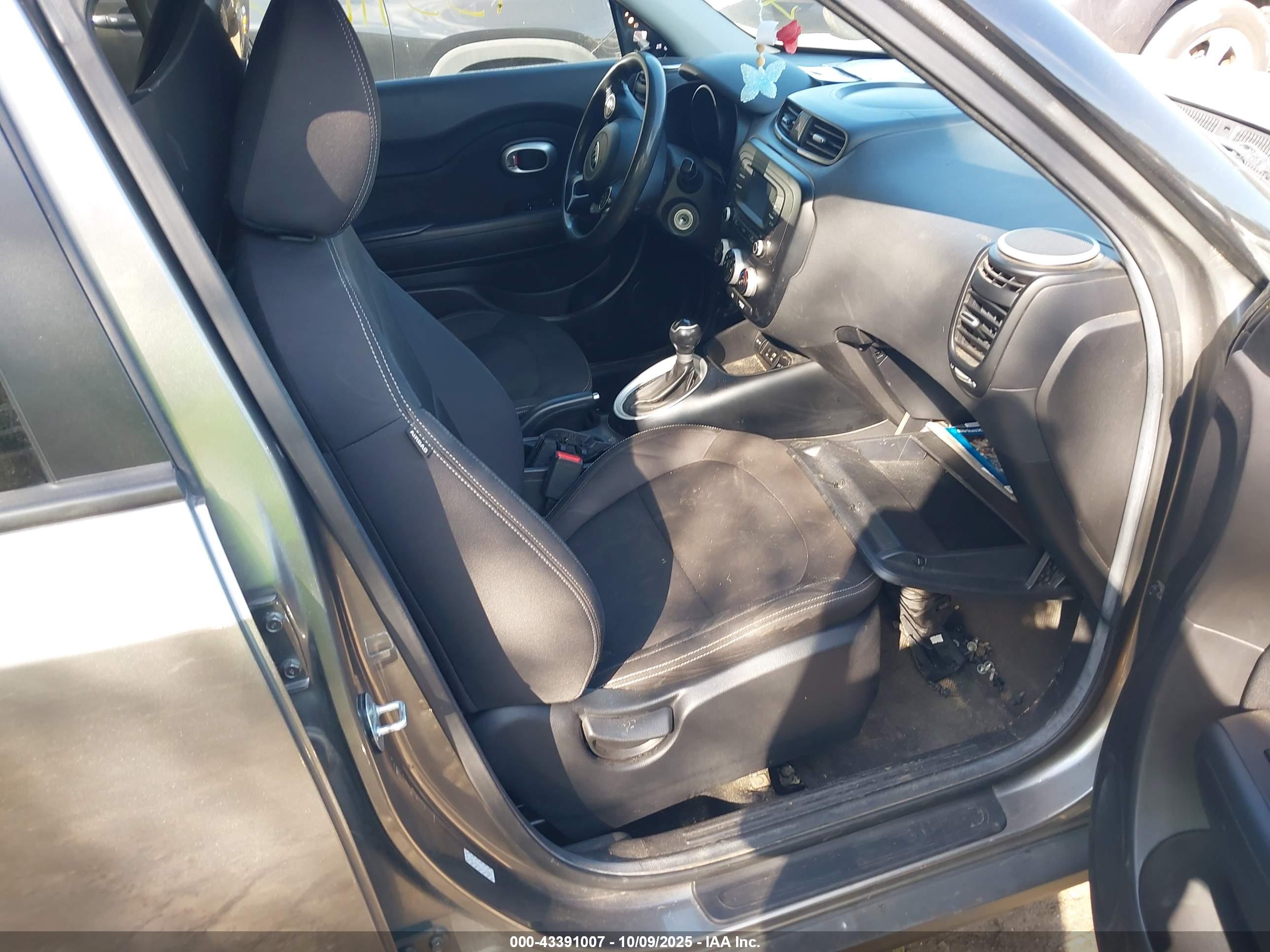 KIA SOUL image 5
