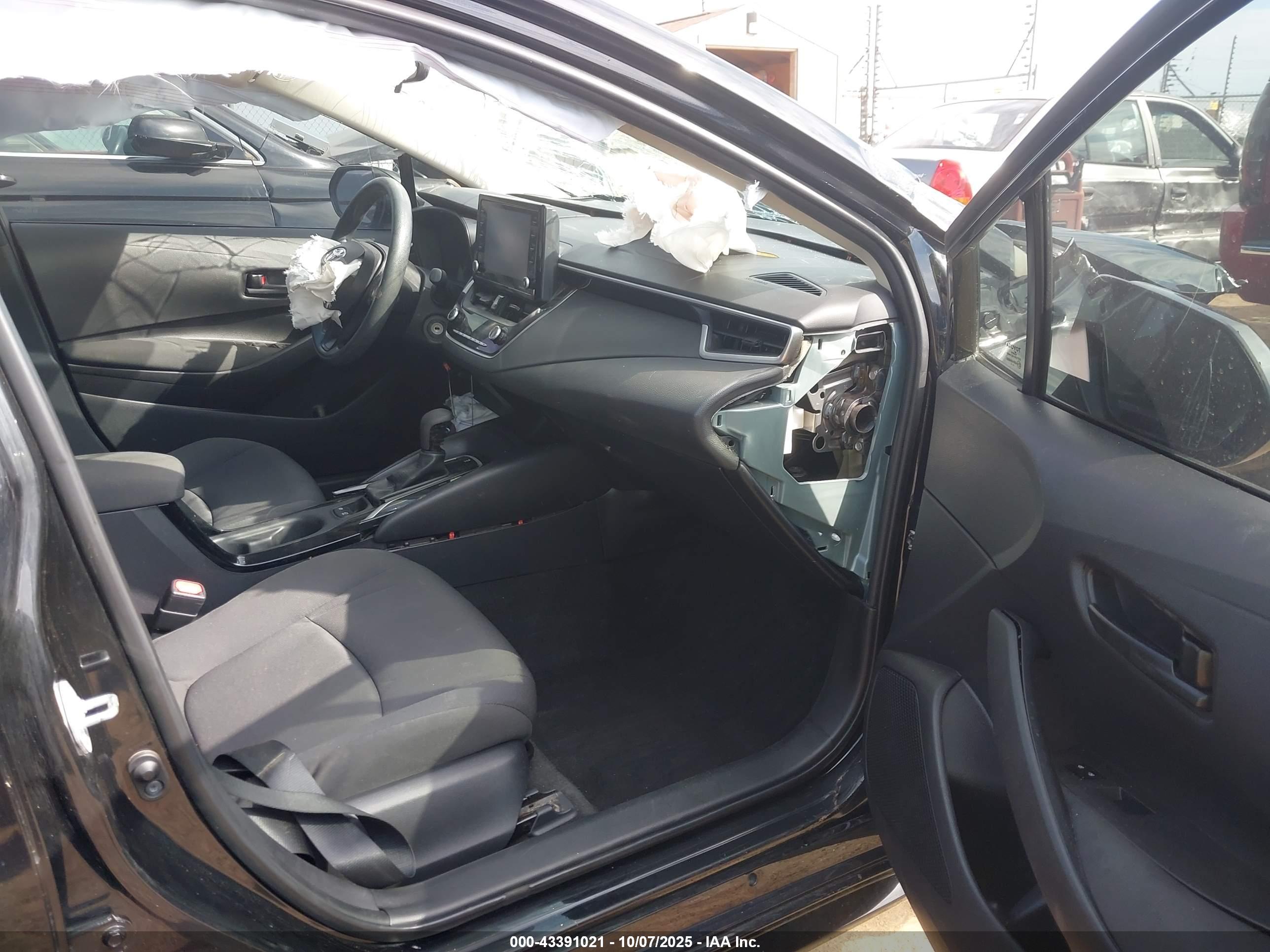 TOYOTA COROLLA image 5