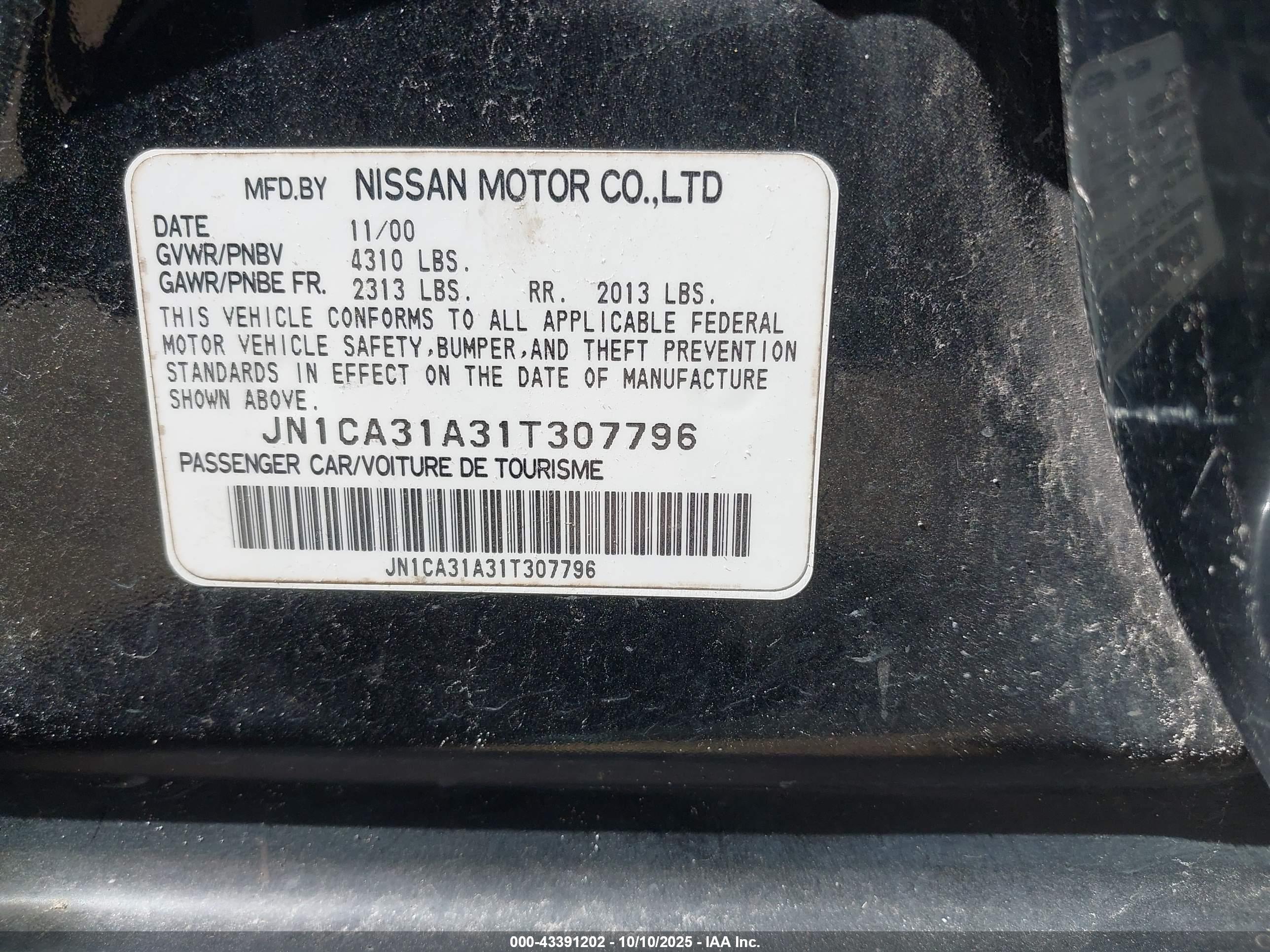 NISSAN MAXIMA image 9