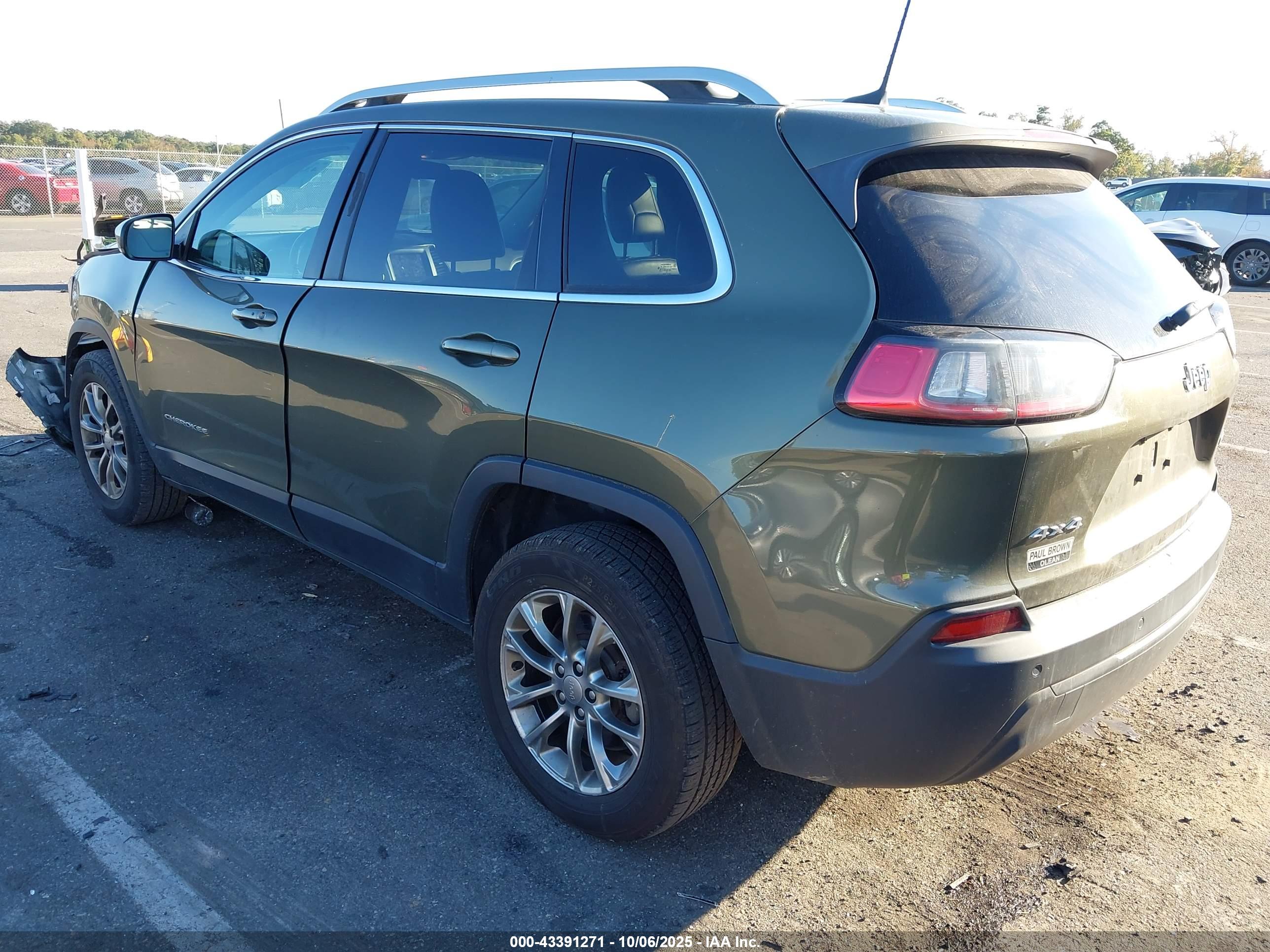 JEEP CHEROKEE image 3