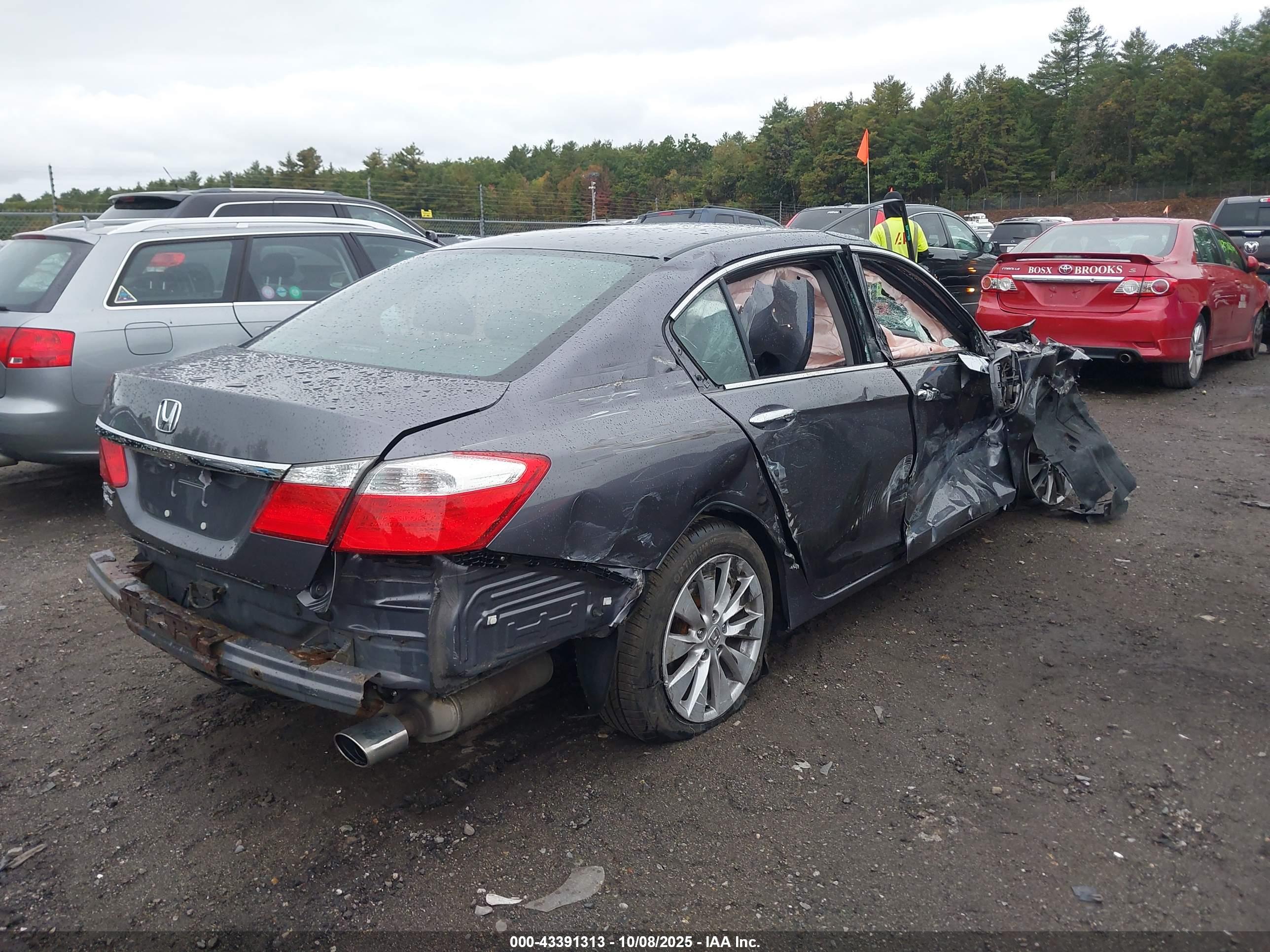 HONDA ACCORD image 4