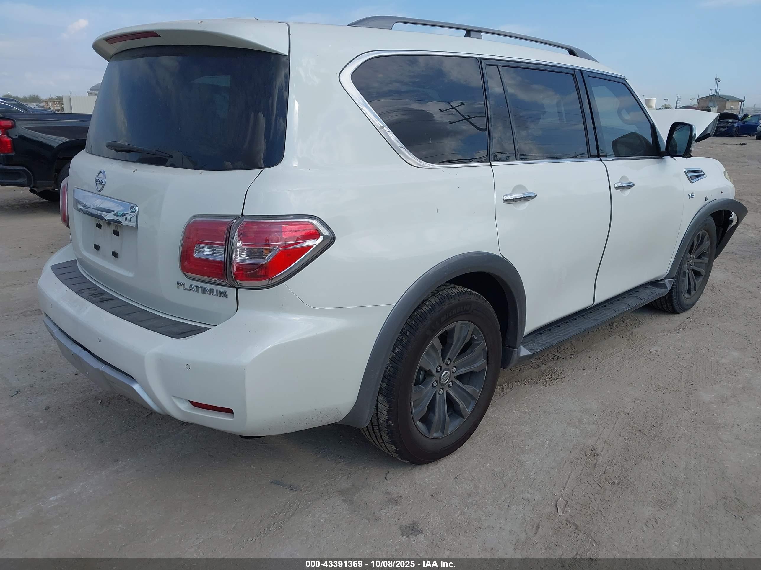 NISSAN ARMADA image 4