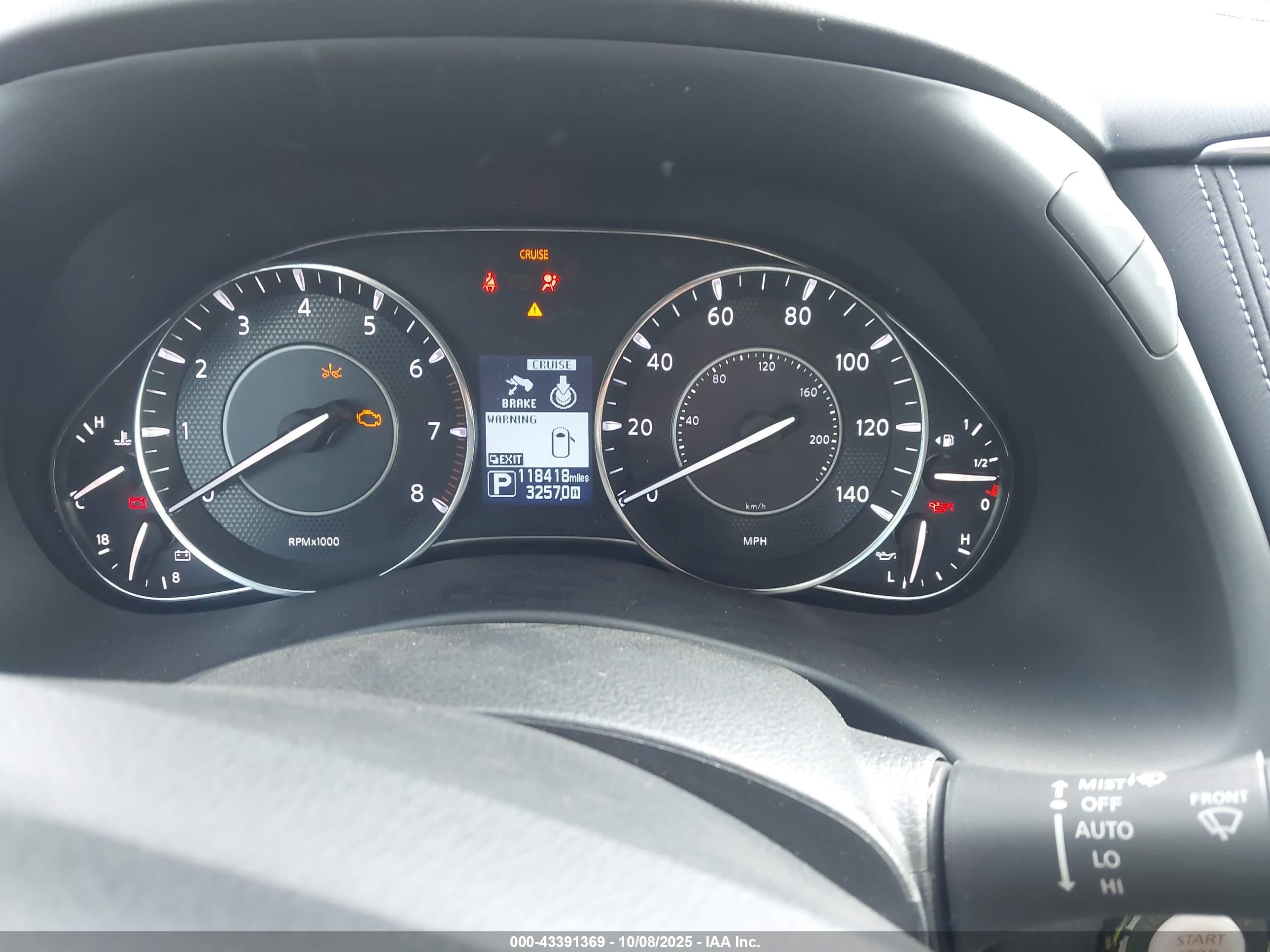 NISSAN ARMADA image 7