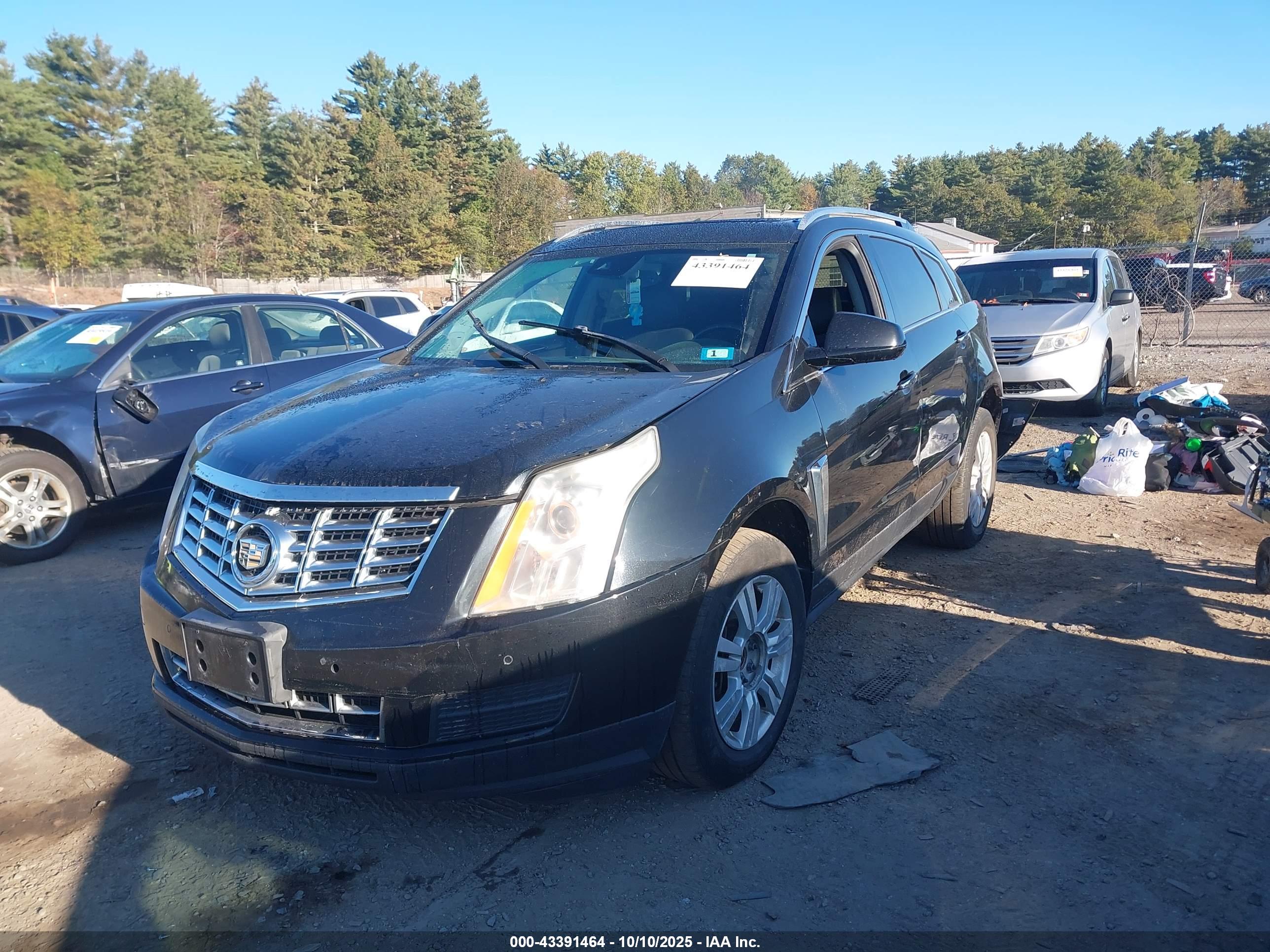 CADILLAC SRX image 2
