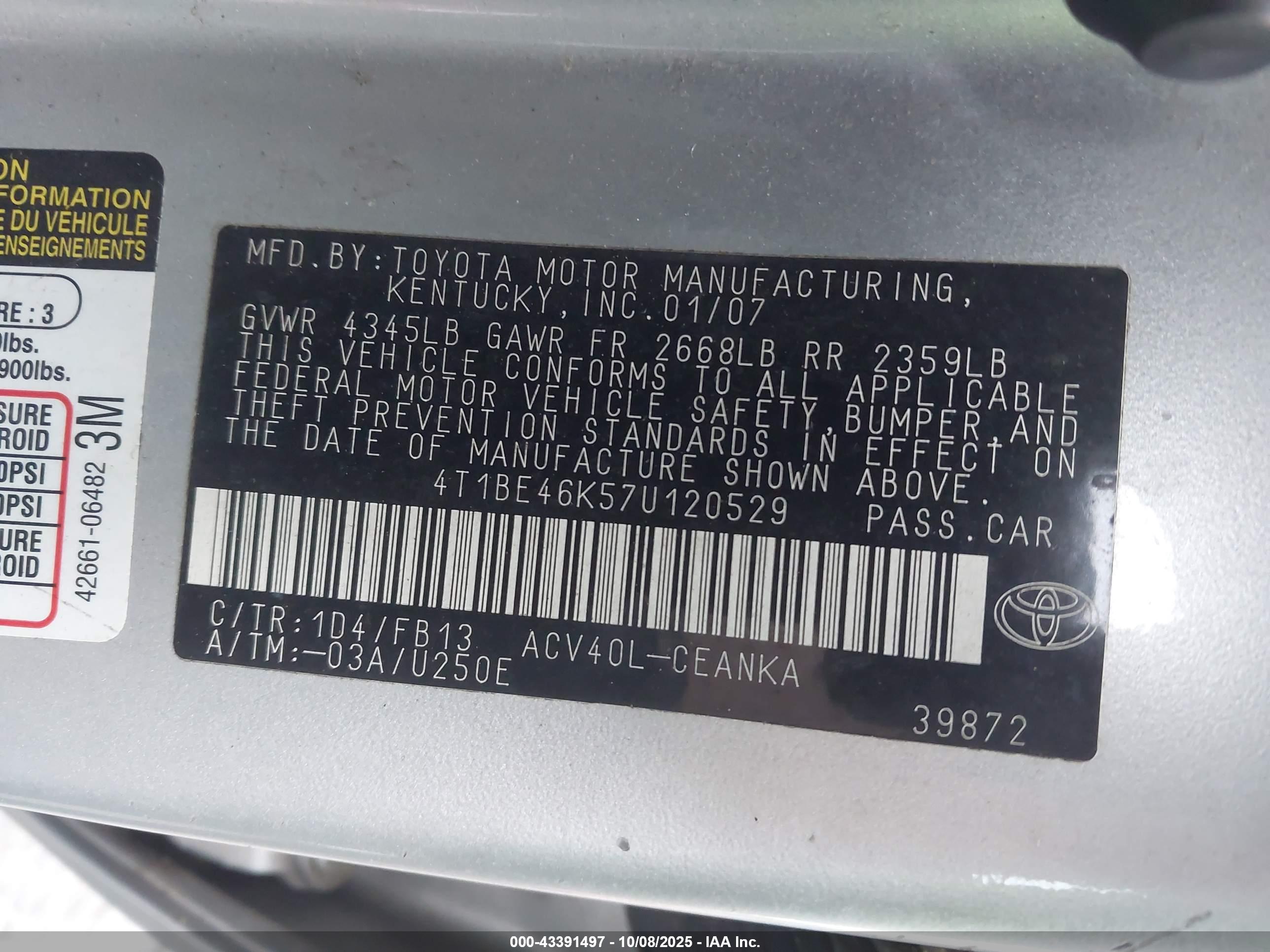 TOYOTA CAMRY image 9