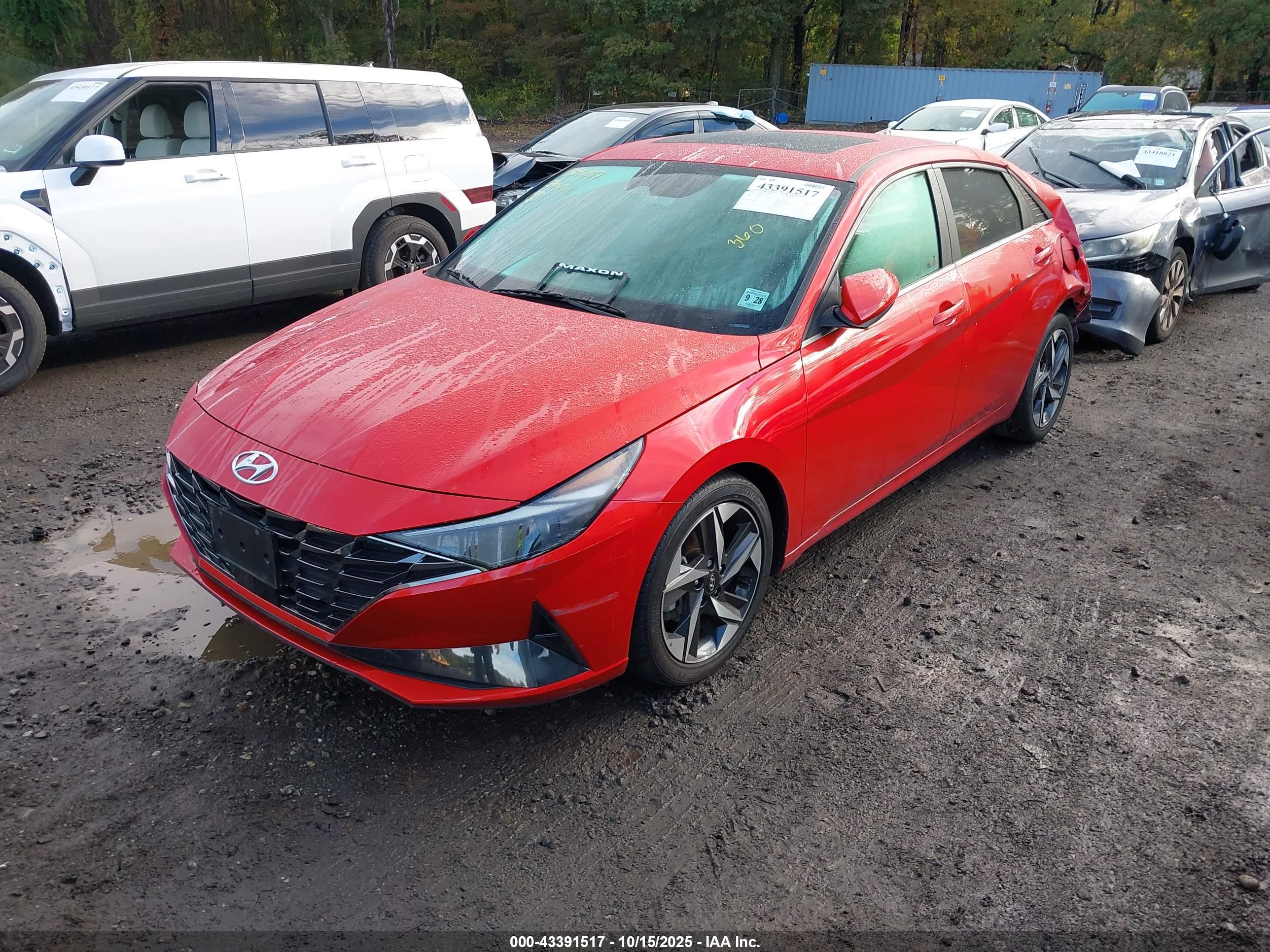 HYUNDAI ELANTRA image 2