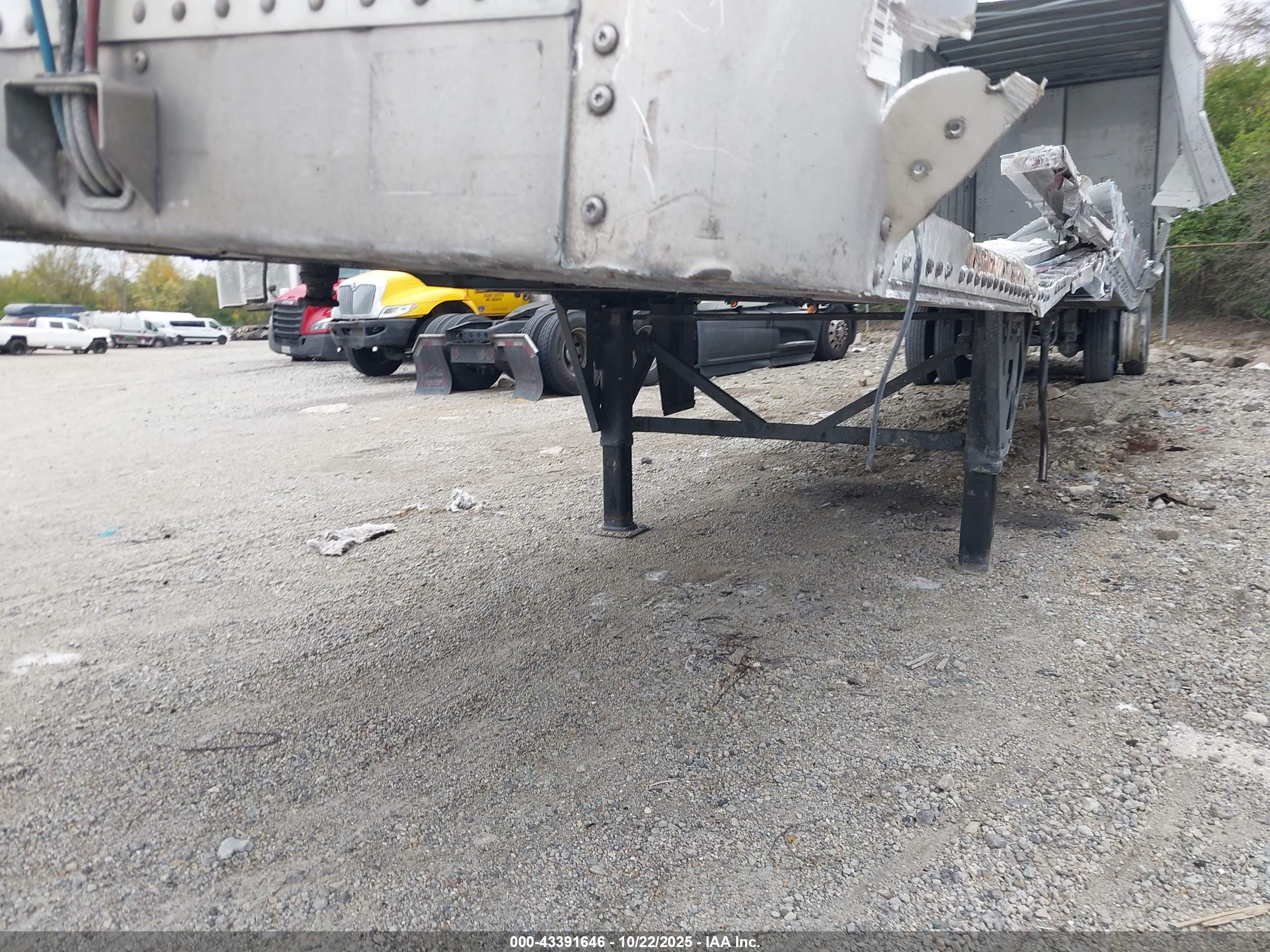 WABASH NATIONAL image 10
