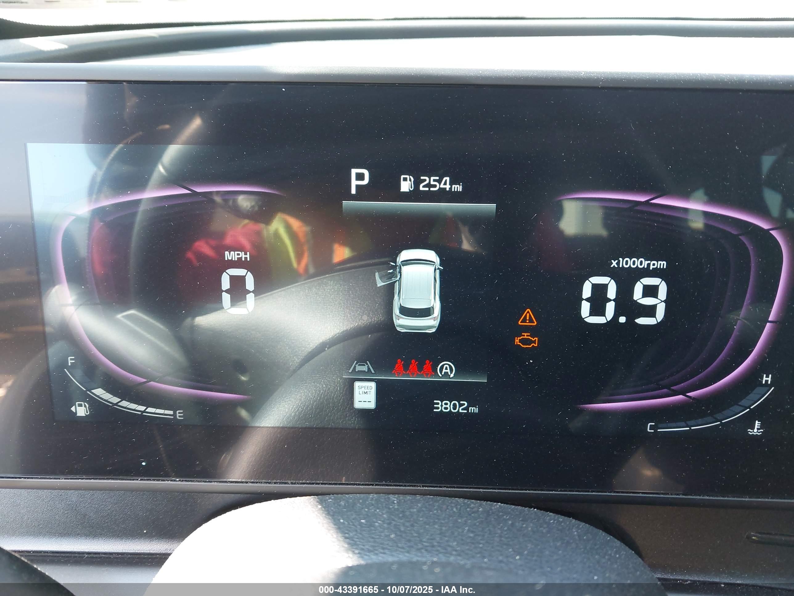 KIA SPORTAGE image 7