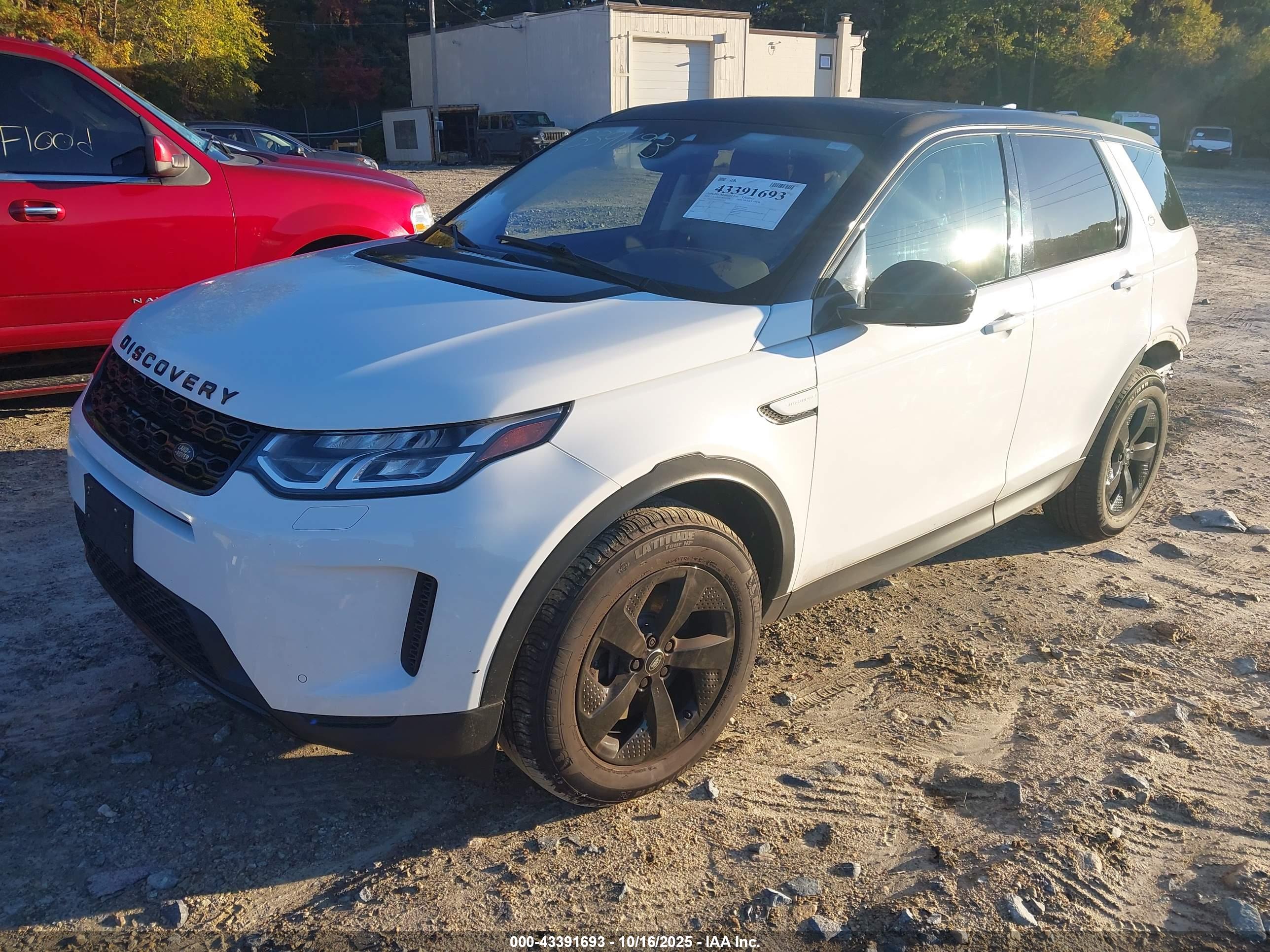 LAND ROVER image 2