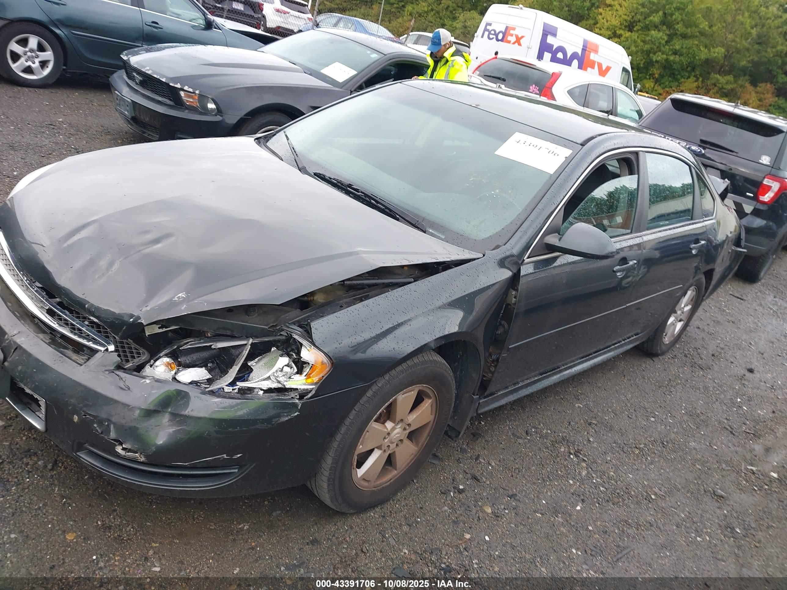 CHEVROLET IMPALA image 2